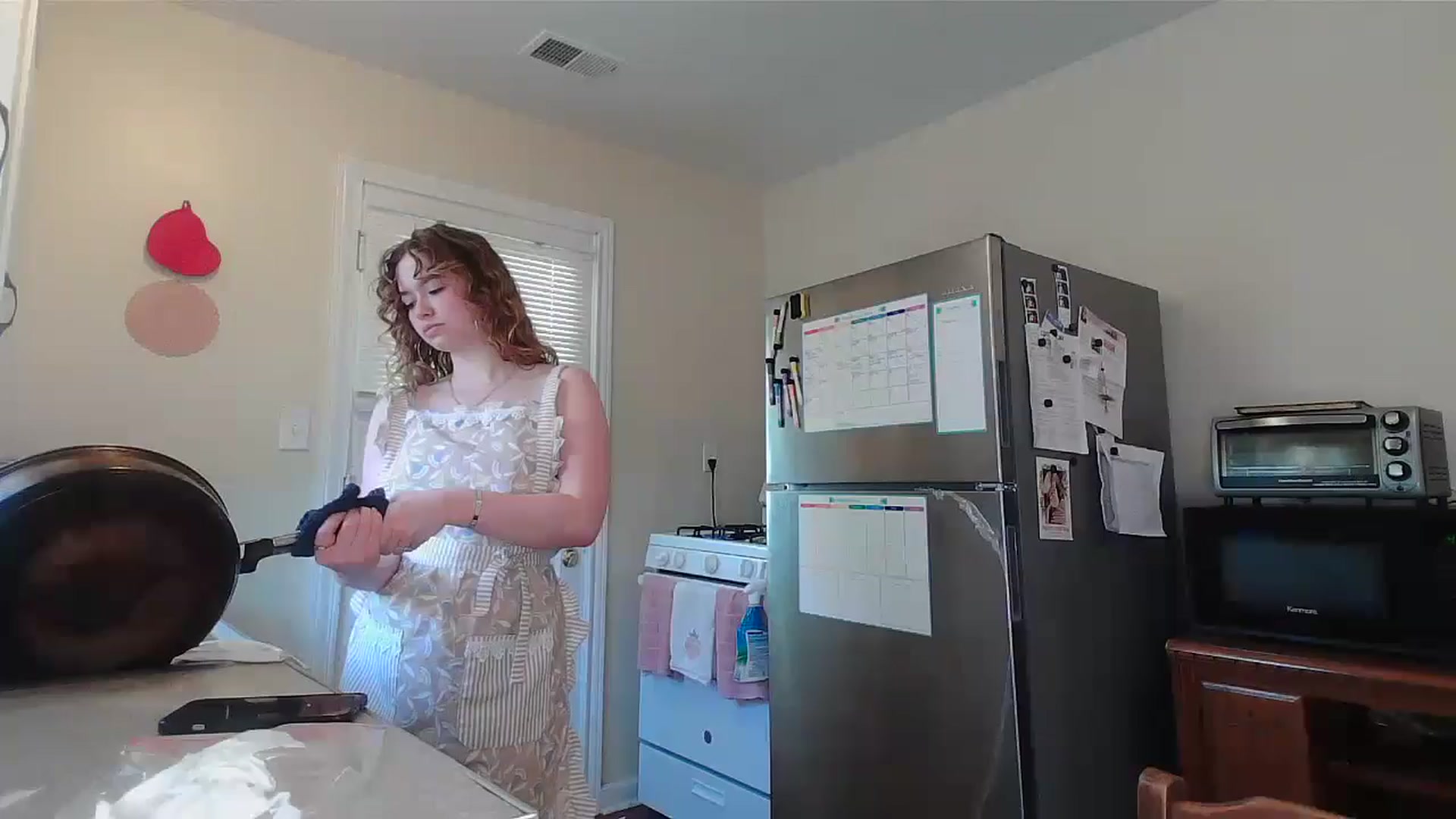 Gallery image thumbnail from Honeyandroses's myfreecams stream on, 06/24/2024, 21:58 image 14 of 20