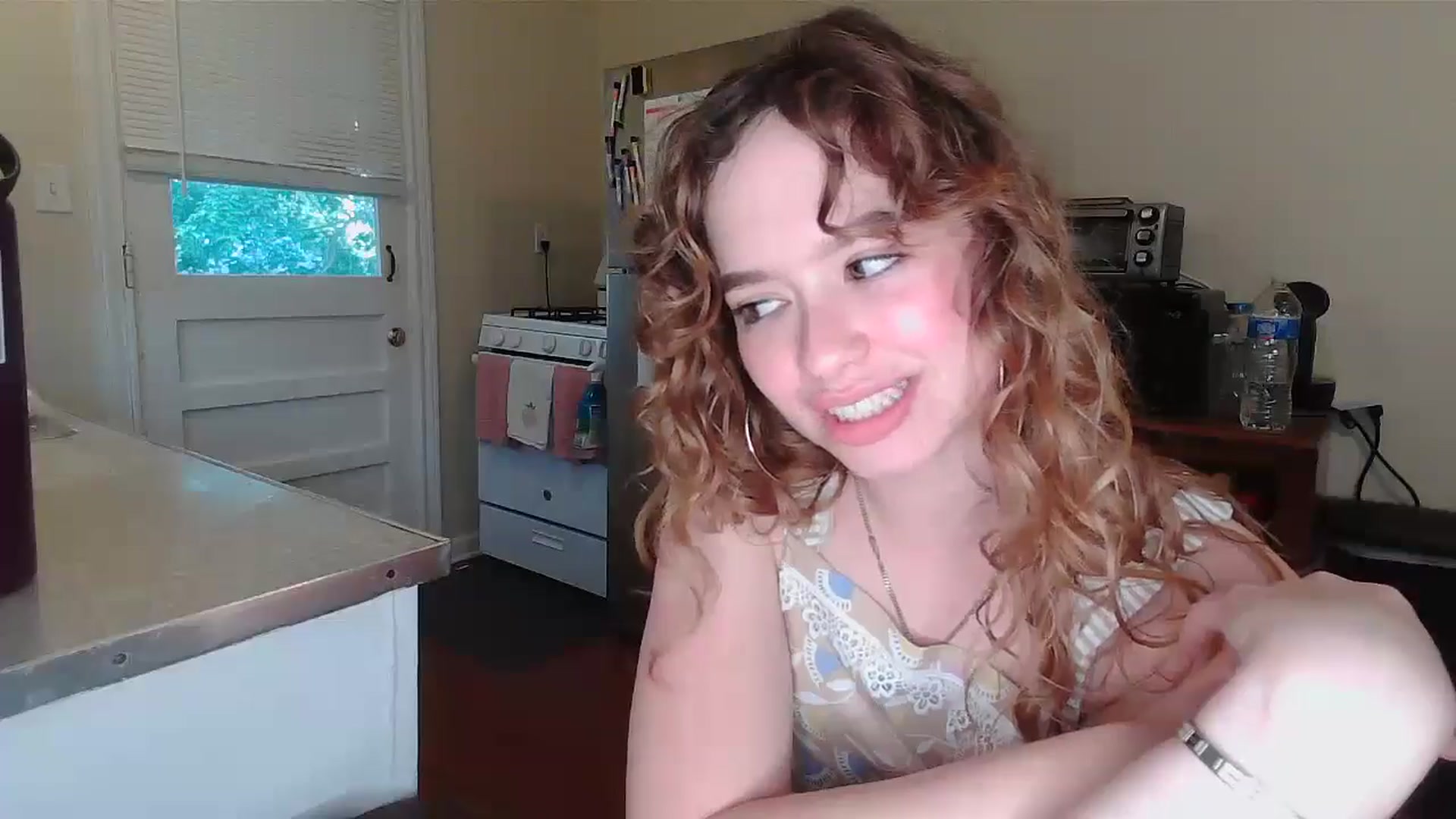 Gallery image thumbnail from Honeyandroses's myfreecams stream on, 06/25/2024, 02:03 image 2 of 20