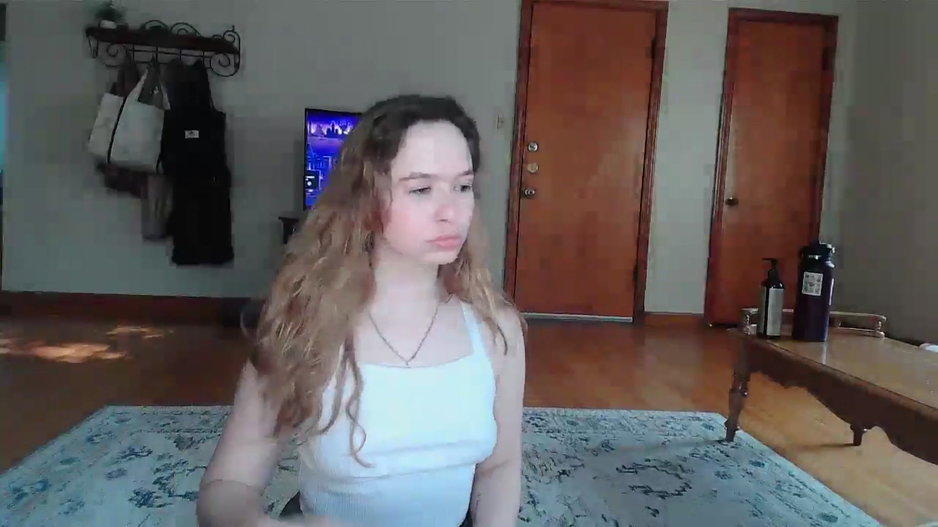Gallery image thumbnail from Honeyandroses's myfreecams stream on, 06/28/2024, 01:01 image 2 of 20