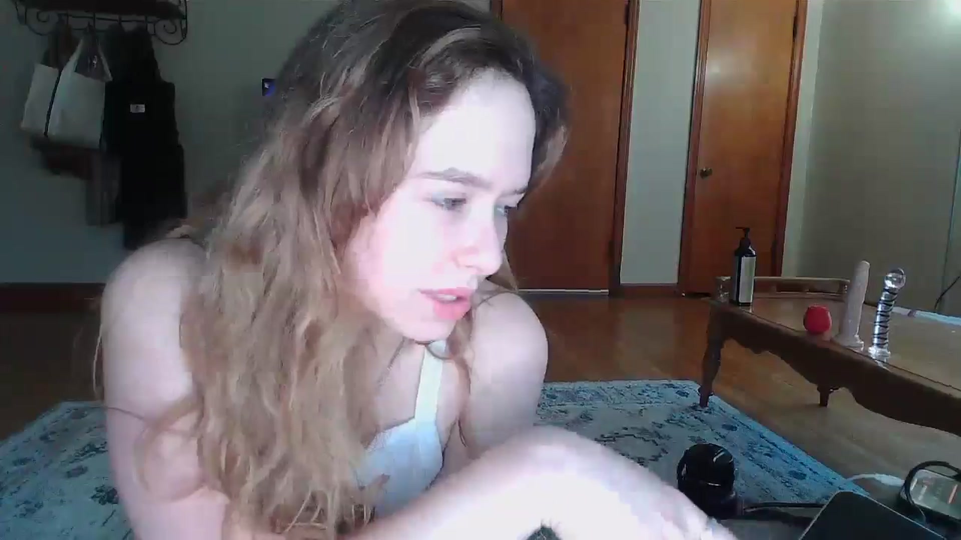 Gallery image thumbnail from Honeyandroses's myfreecams stream on, 06/28/2024, 01:01 image 9 of 20