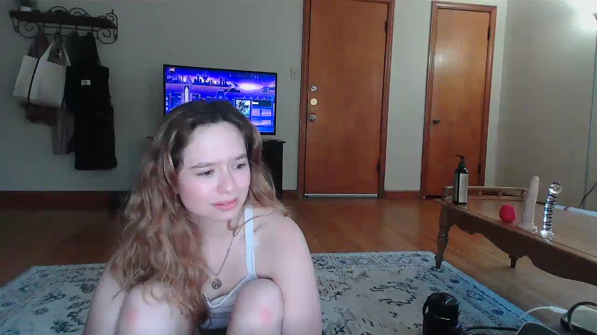 Gallery image thumbnail from Honeyandroses's myfreecams stream on, 06/28/2024, 01:01 image 12 of 20