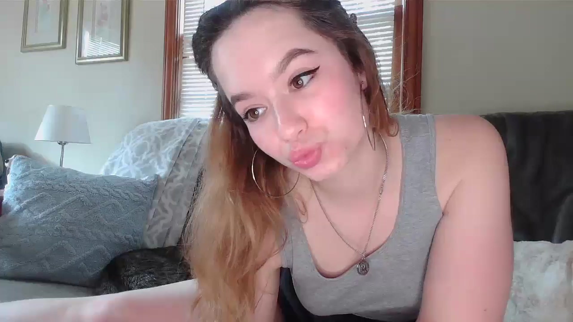 Gallery image thumbnail from Honeyandroses's myfreecams stream on, 06/29/2024, 23:24 image 2 of 20