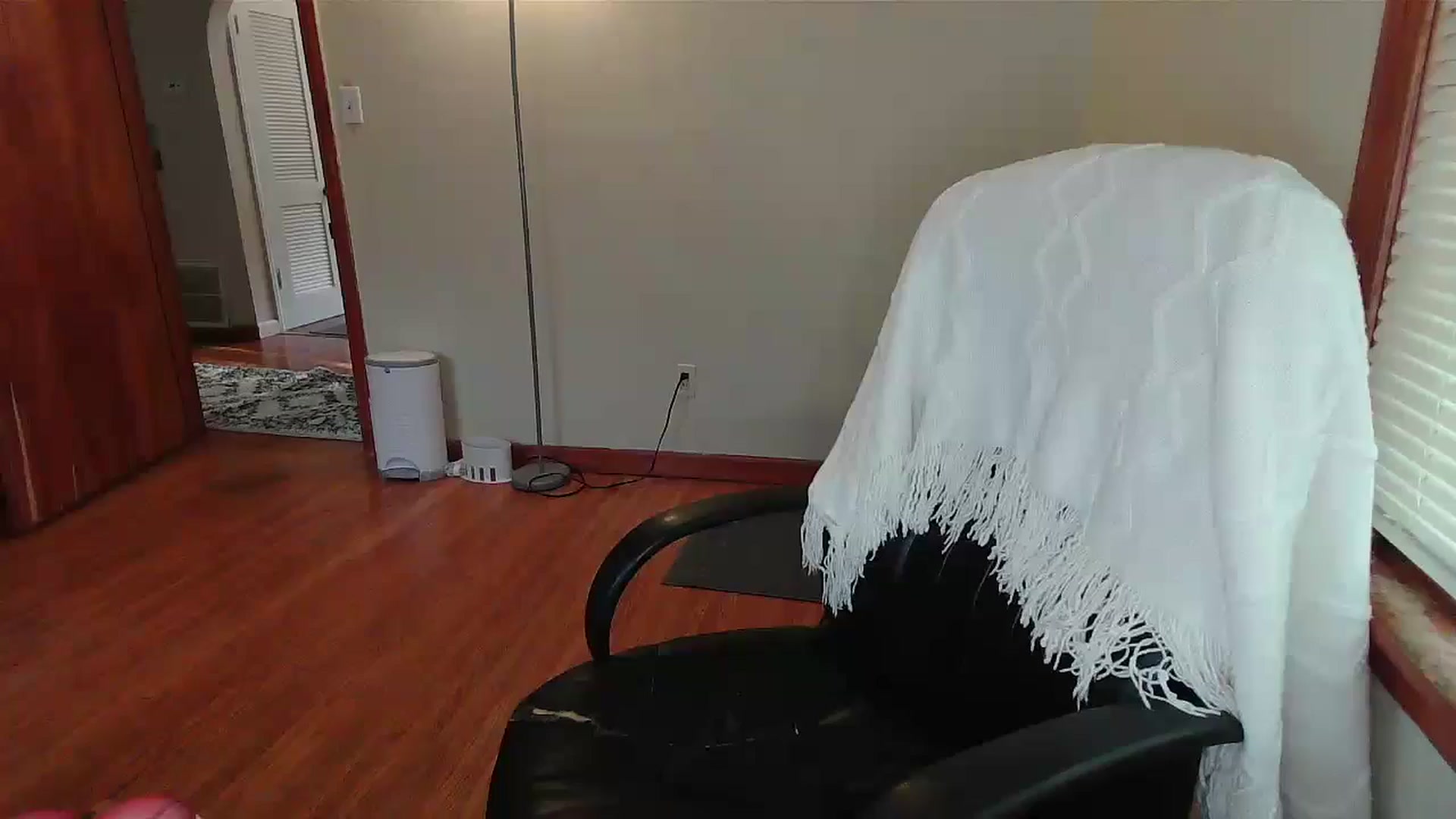 Gallery image thumbnail from Honeyandroses's myfreecams stream on, 07/10/2024, 24:52 image 4 of 20