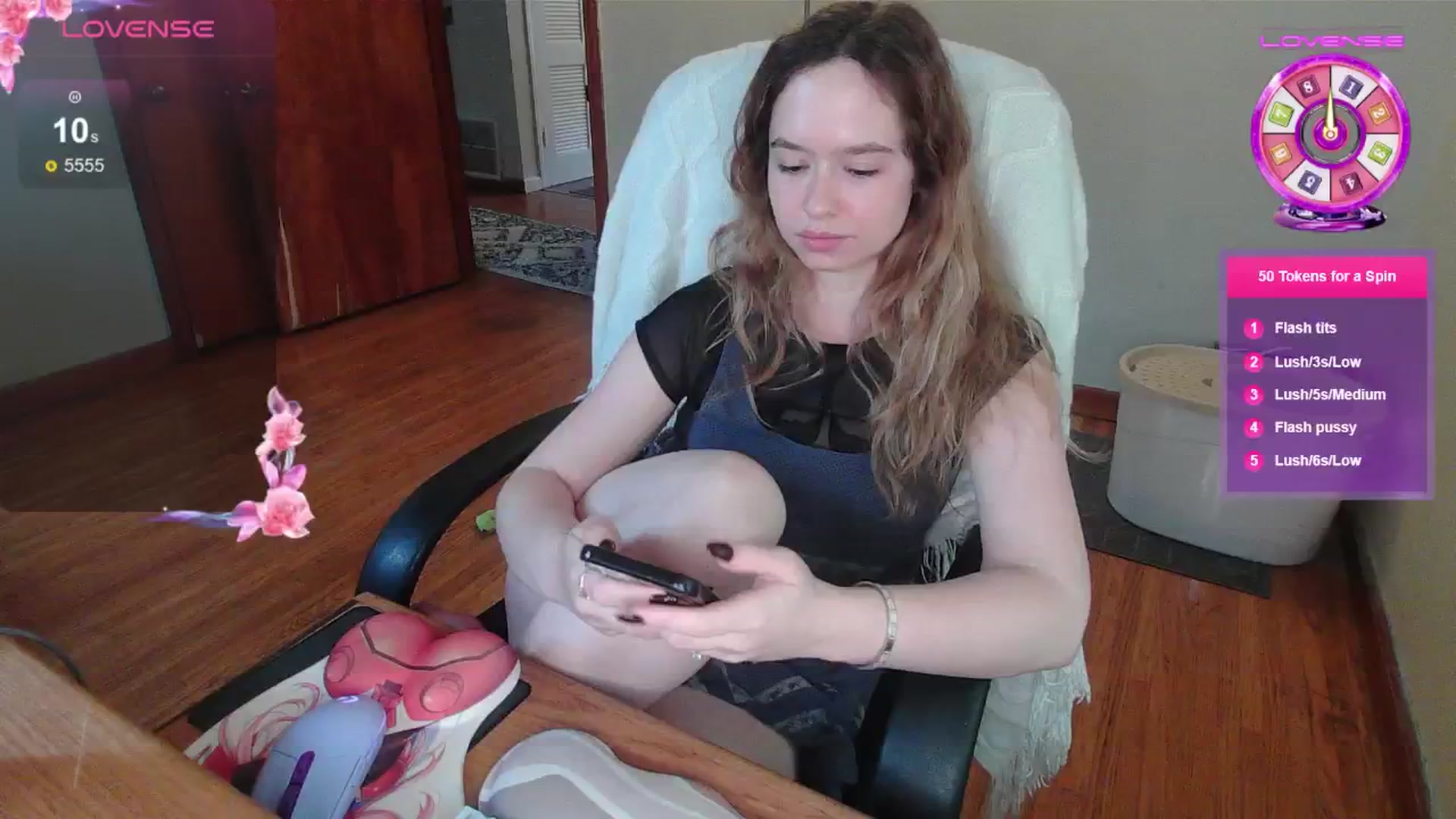 Gallery image thumbnail from Honeyandroses's myfreecams stream on, 07/19/2024, 24:00 image 20 of 20