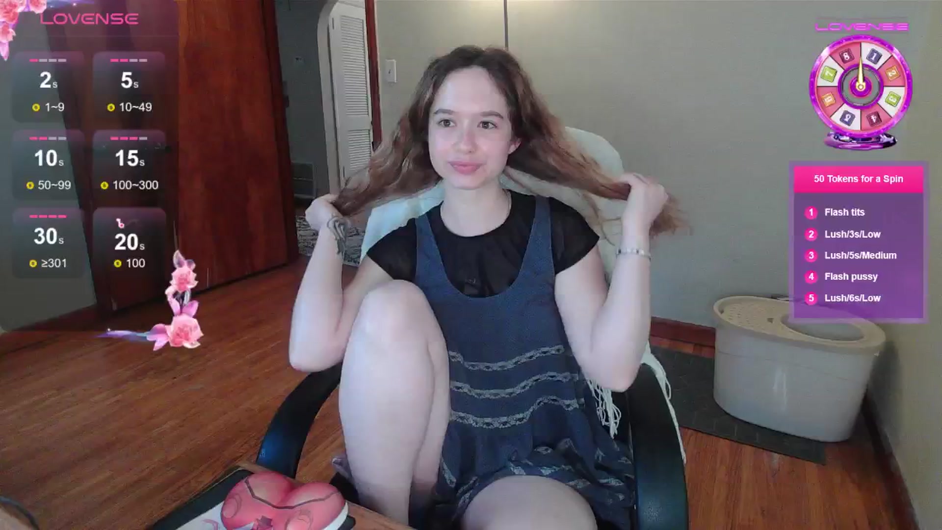 Gallery image thumbnail from Honeyandroses's myfreecams stream on, 07/19/2024, 24:15 image 12 of 20