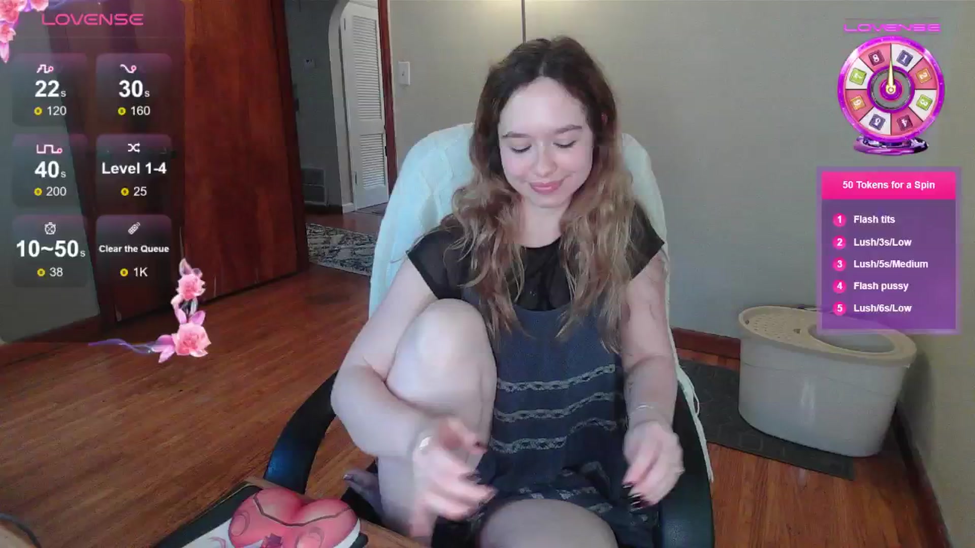 Gallery image thumbnail from Honeyandroses's myfreecams stream on, 07/19/2024, 24:15 image 11 of 20