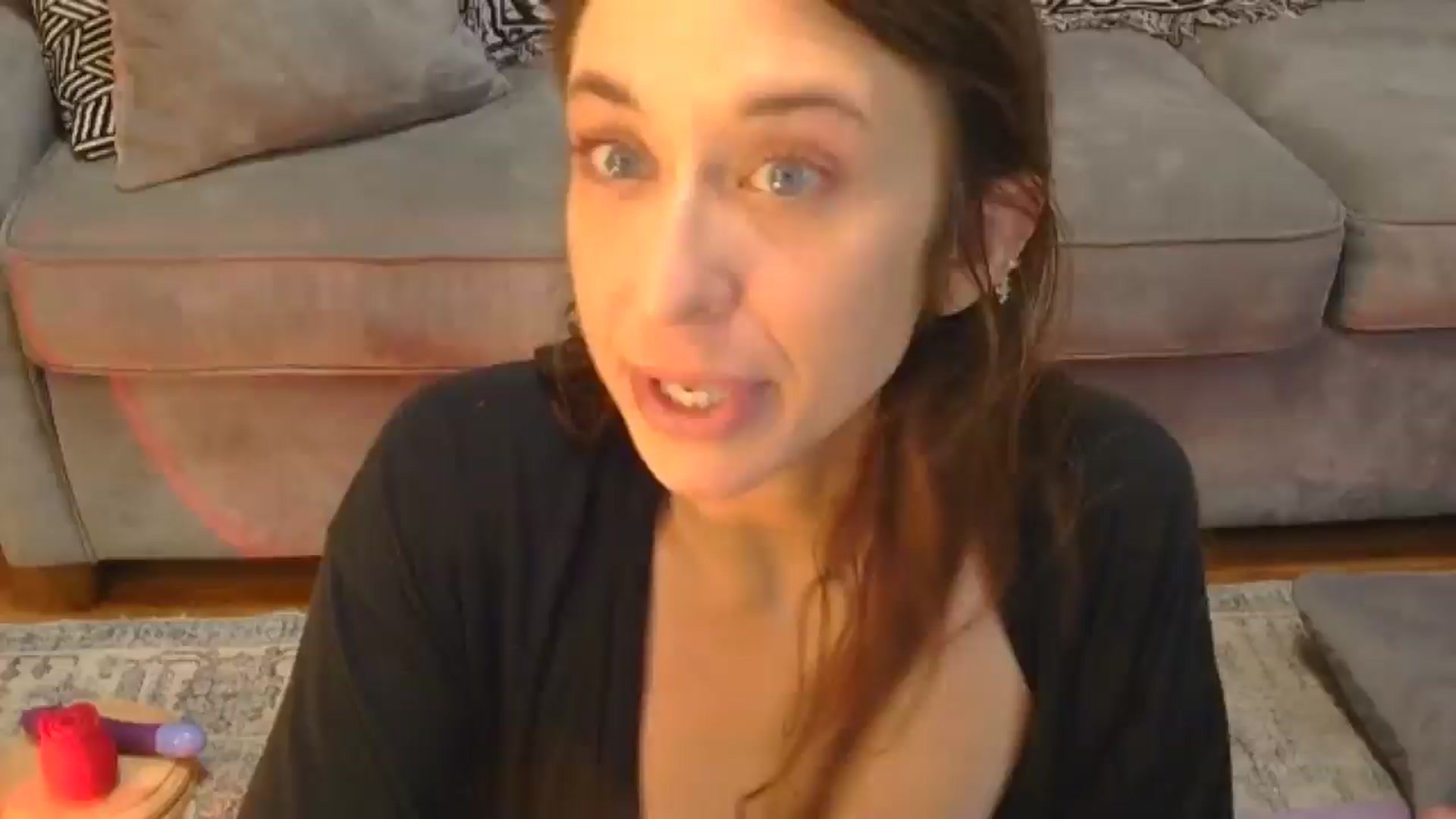 Gallery image thumbnail from HoneyinMay's myfreecams stream on, 09/18/2025, 13:52 image 13 of 20