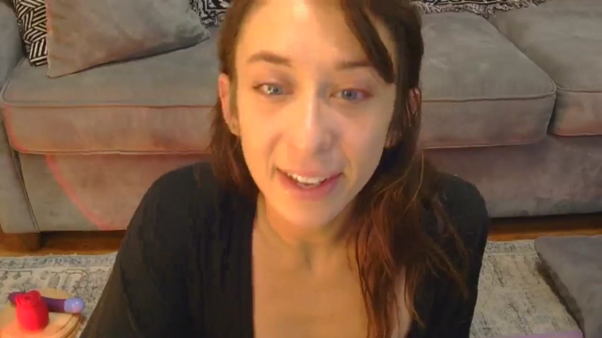 Gallery image thumbnail from HoneyinMay's myfreecams stream on, 09/18/2025, 13:52 image 9 of 20