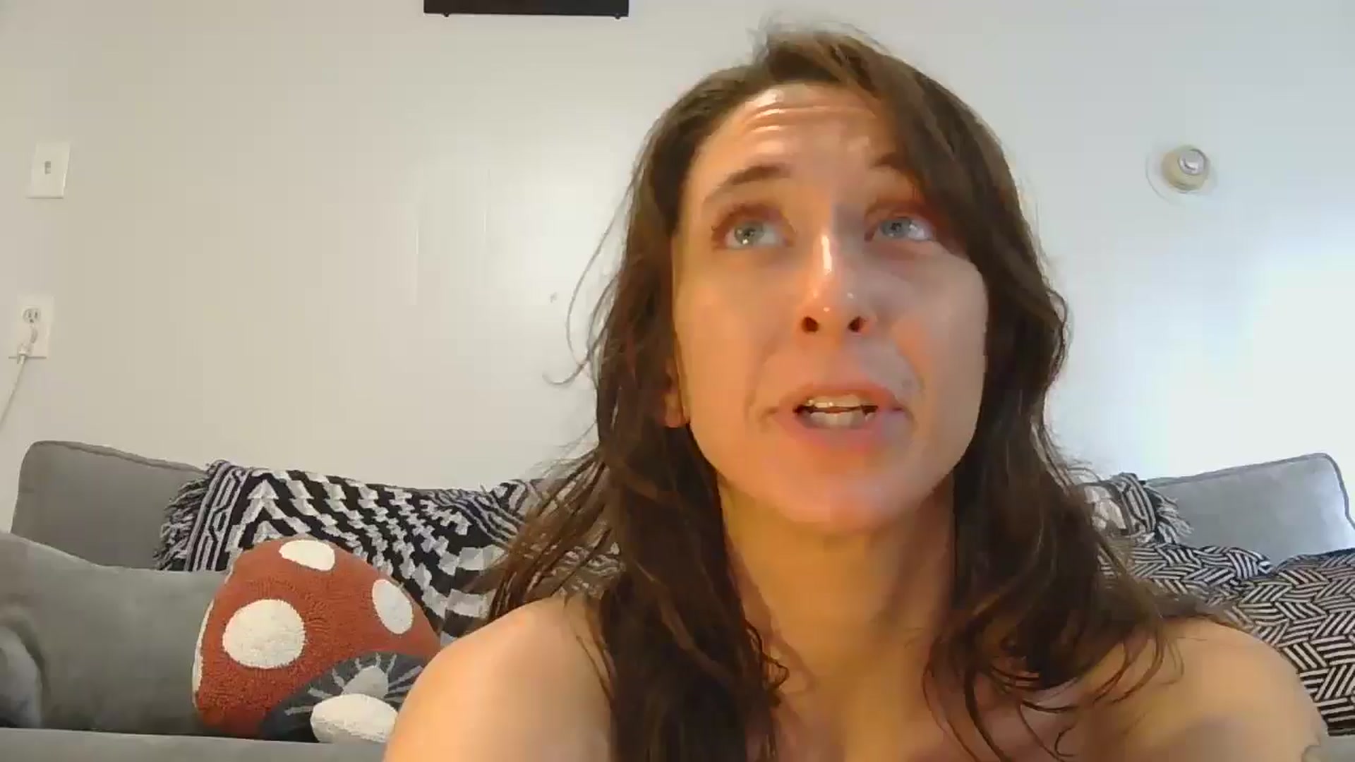 Gallery image thumbnail from HoneyinMay's myfreecams stream on, 09/22/2025, 21:00 image 15 of 20