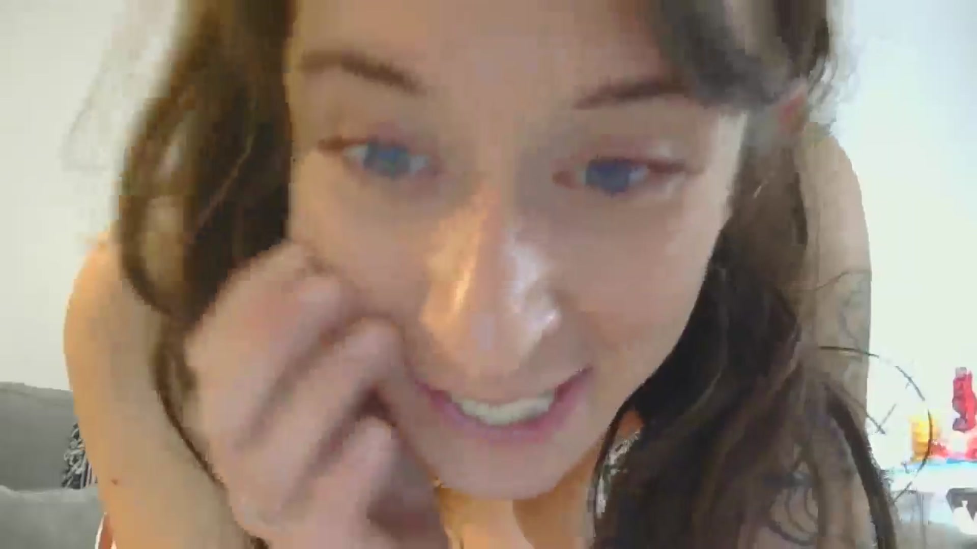 Gallery image thumbnail from HoneyinMay's myfreecams stream on, 09/22/2025, 21:00 image 20 of 20