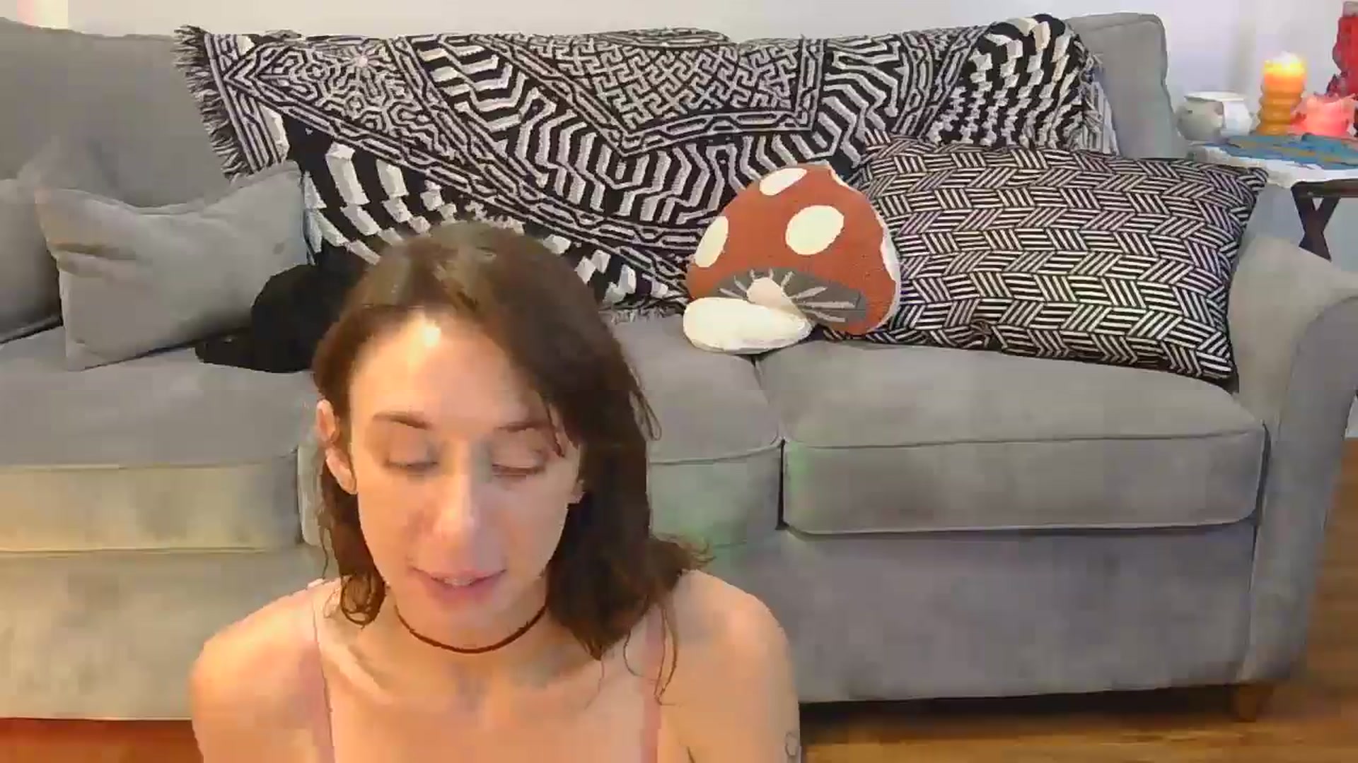 Gallery image thumbnail from HoneyinMay's myfreecams stream on, 09/25/2025, 17:28 image 3 of 20