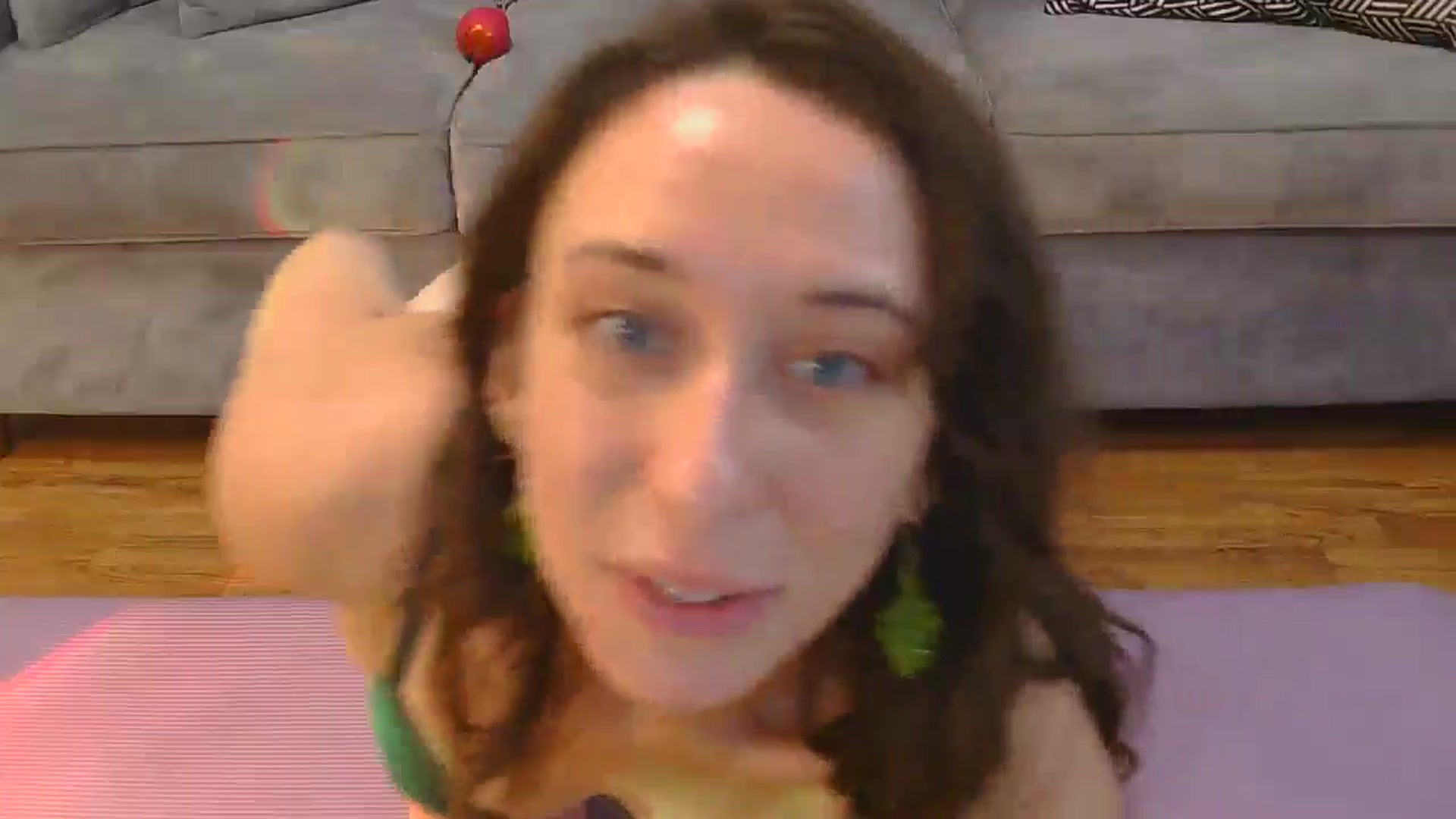 Gallery image thumbnail from HoneyinMay's myfreecams stream on, 09/26/2025, 18:30 image 10 of 20