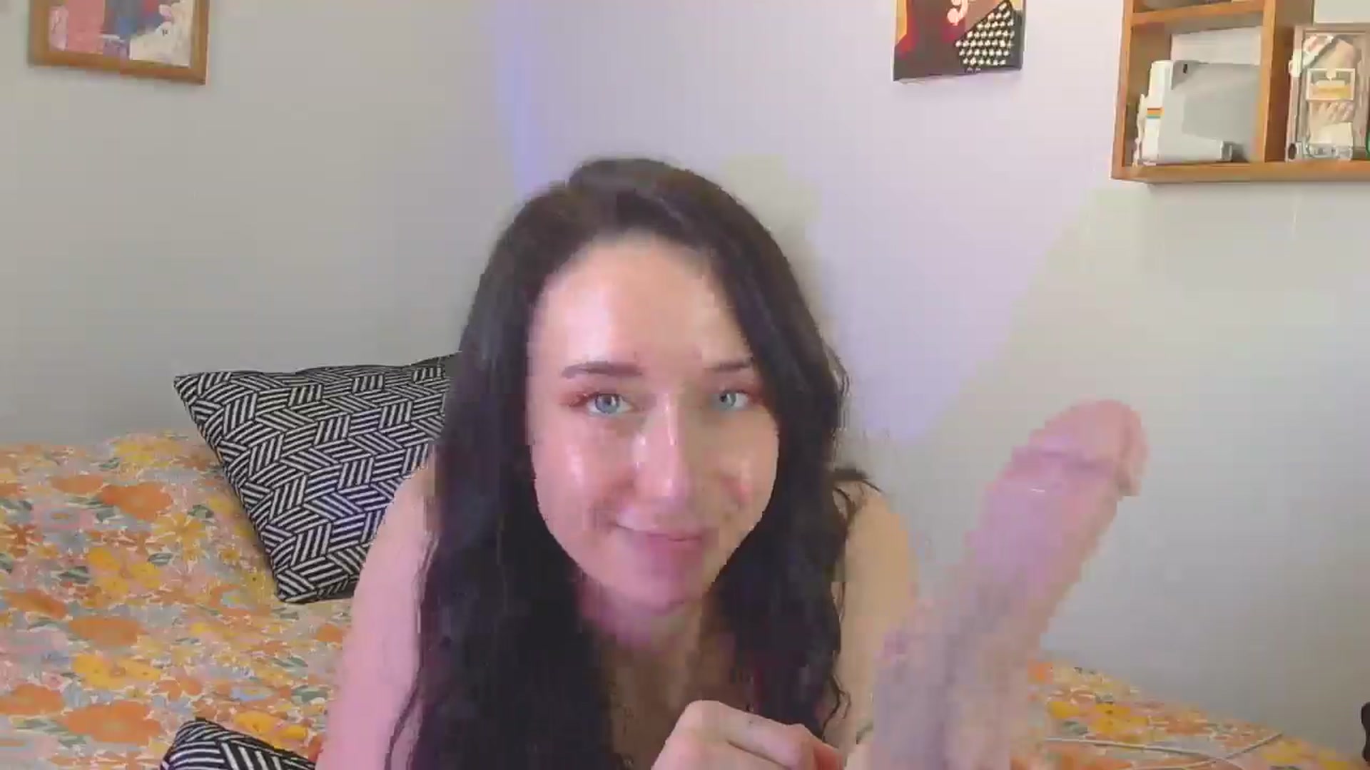 Gallery image thumbnail from HoneyinMay's myfreecams stream on, 02/03/2026, 20:55 image 4 of 20