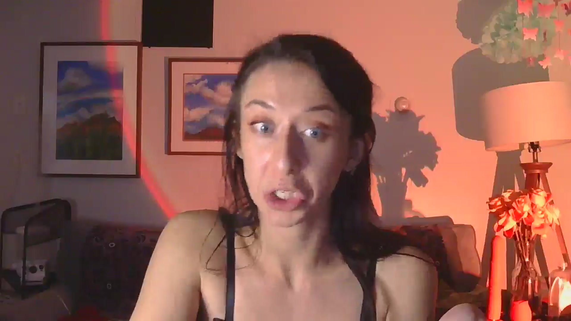Gallery image thumbnail from HoneyinMay's myfreecams stream on, 02/15/2026, 05:31 image 19 of 20