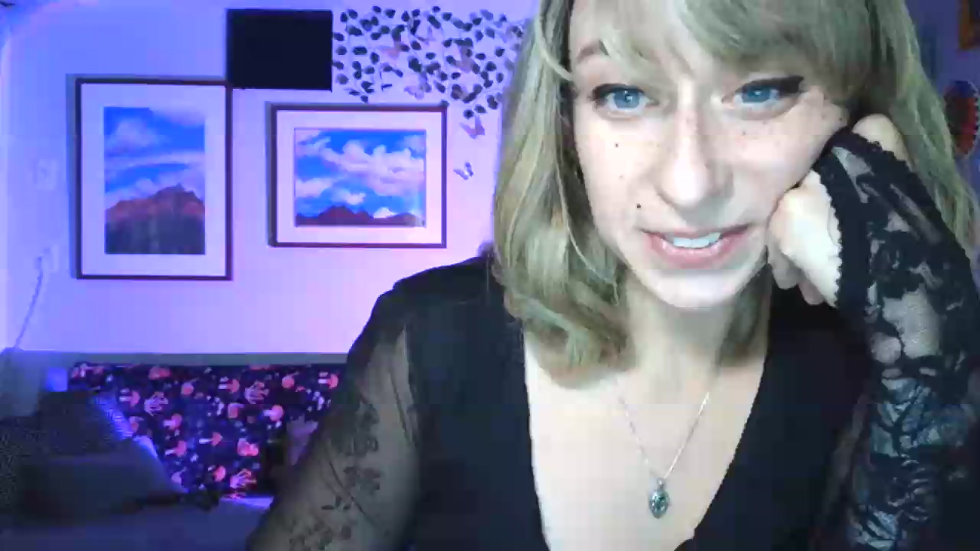 Gallery image thumbnail from HoneyinMay's myfreecams stream on, 08/03/2026, 14:52 image 5 of 20