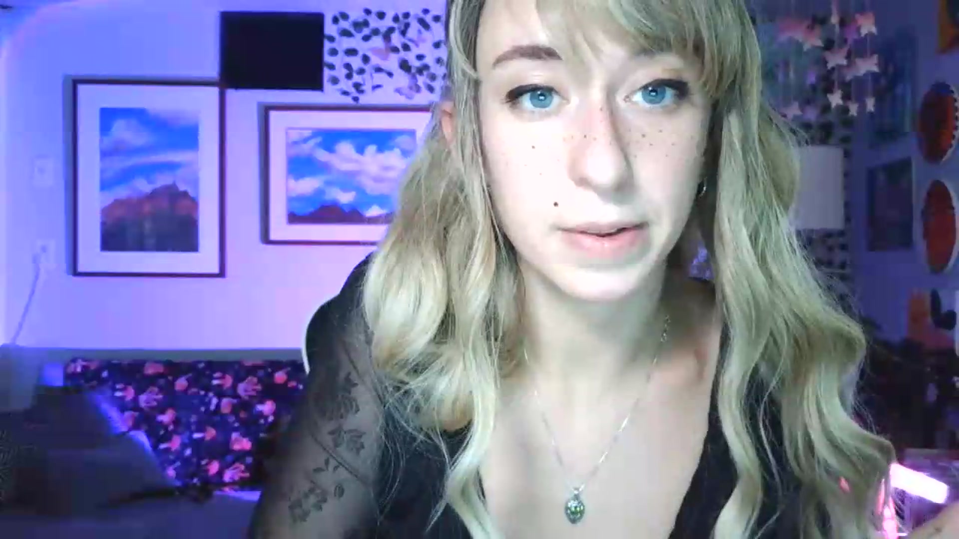 Gallery image thumbnail from HoneyinMay's myfreecams stream on, 08/03/2026, 14:52 image 20 of 20