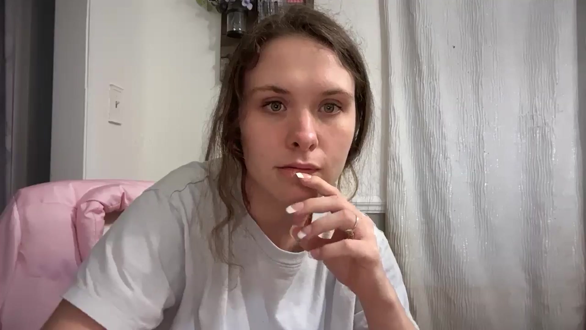 Gallery image thumbnail from Honeykissesxo's myfreecams stream on, 01/07/2026, 10:25 image 3 of 20
