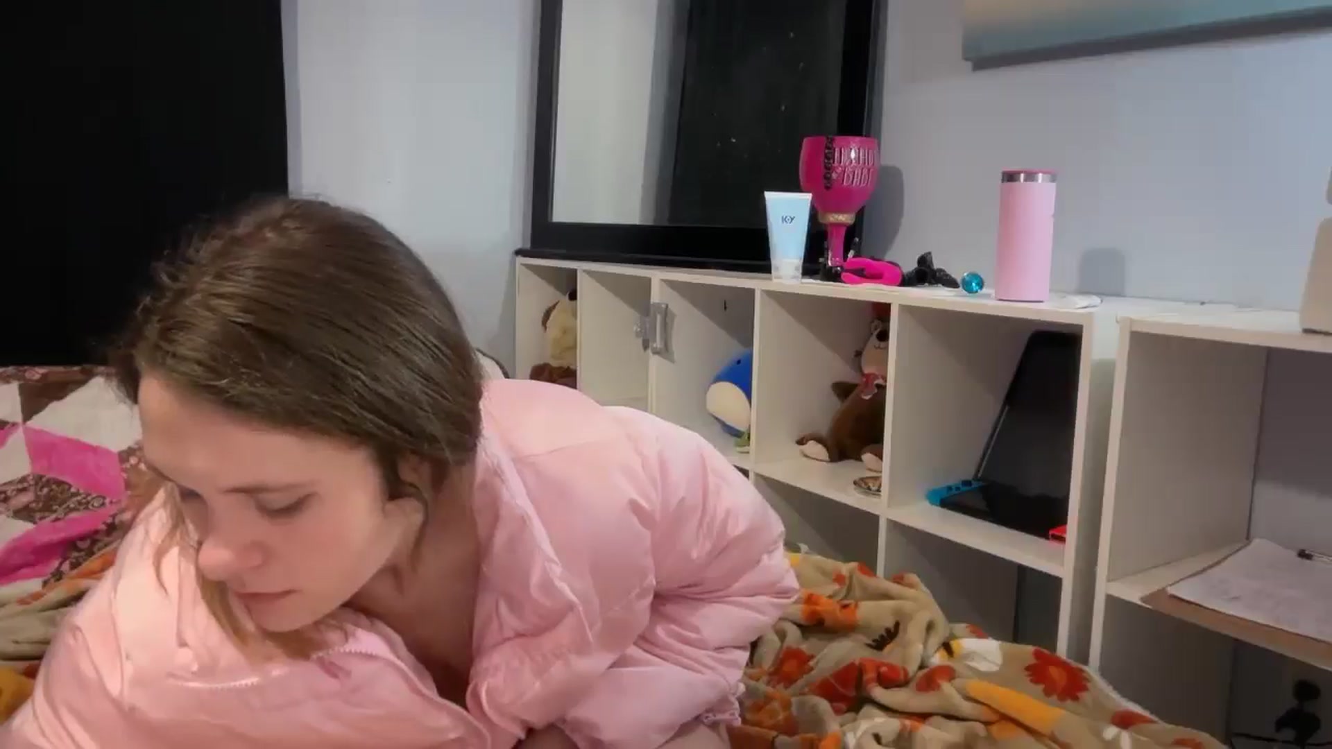 Gallery image thumbnail from Honeykissesxo's myfreecams stream on, 01/12/2026, 09:59 image 7 of 20
