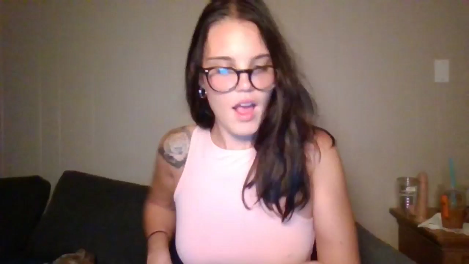 Gallery image thumbnail from Honeymuff0's myfreecams stream on, 07/31/2024, 10:38 image 14 of 20