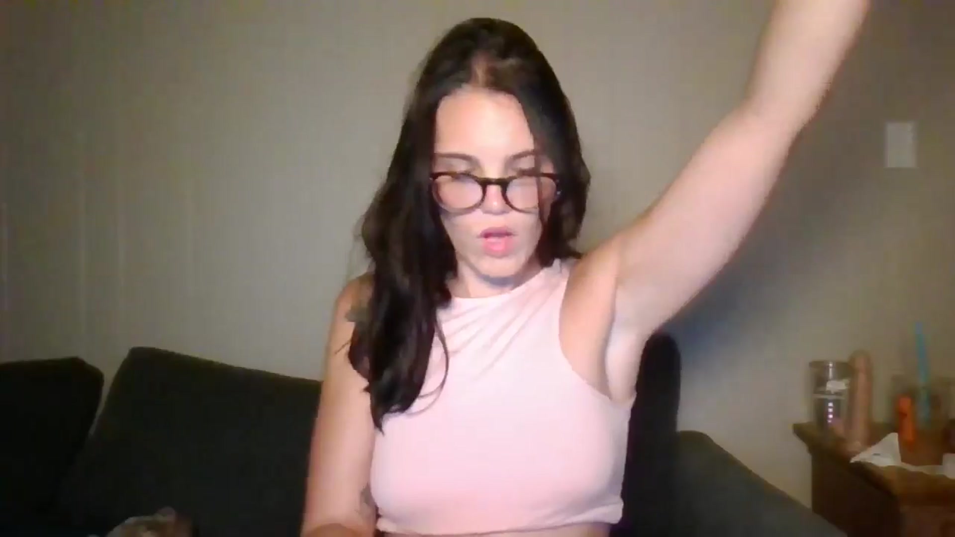 Gallery image thumbnail from Honeymuff0's myfreecams stream on, 07/31/2024, 10:38 image 16 of 20