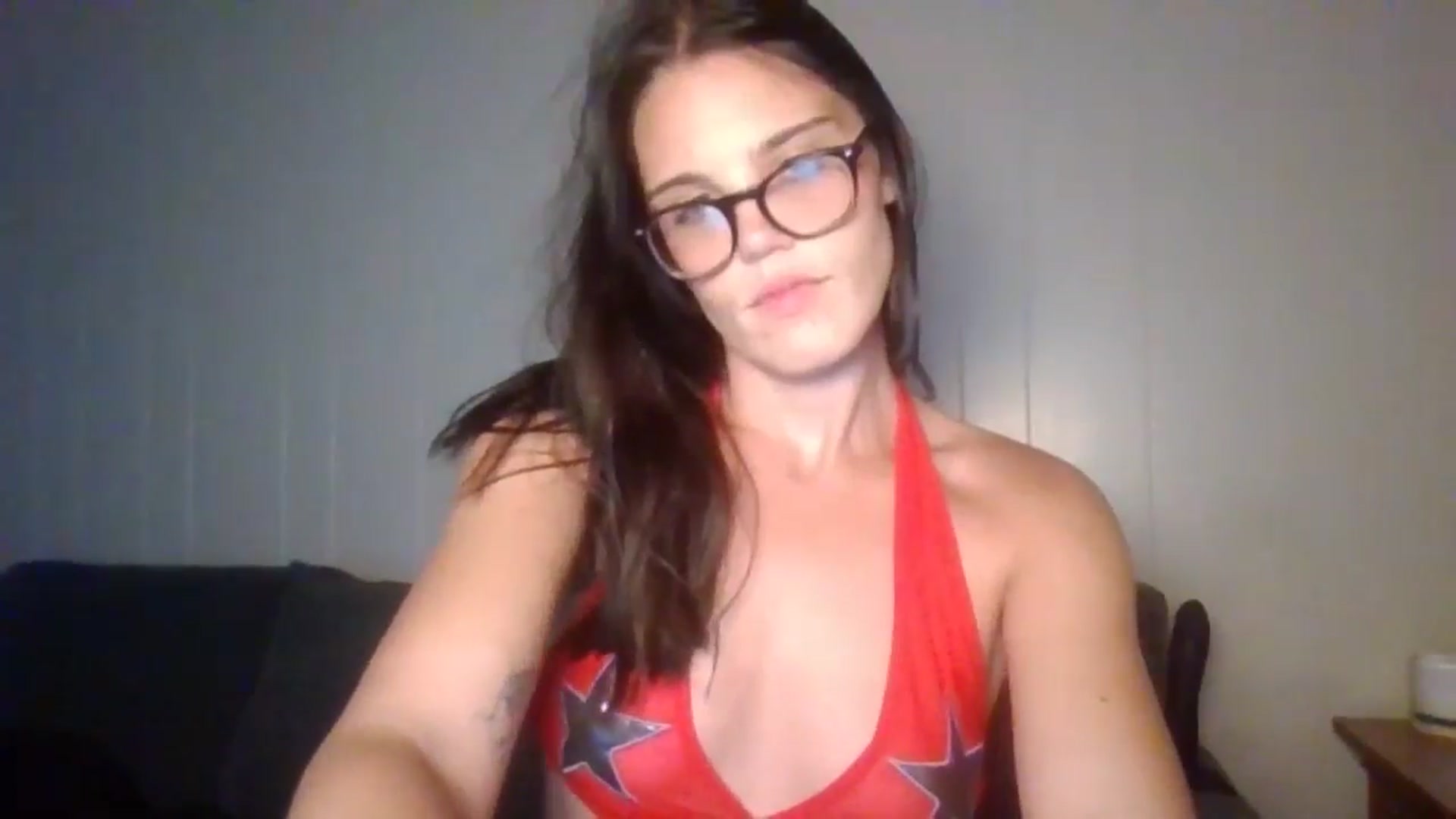 Gallery image thumbnail from Honeymuff0's myfreecams stream on, 08/04/2024, 11:45 image 5 of 20