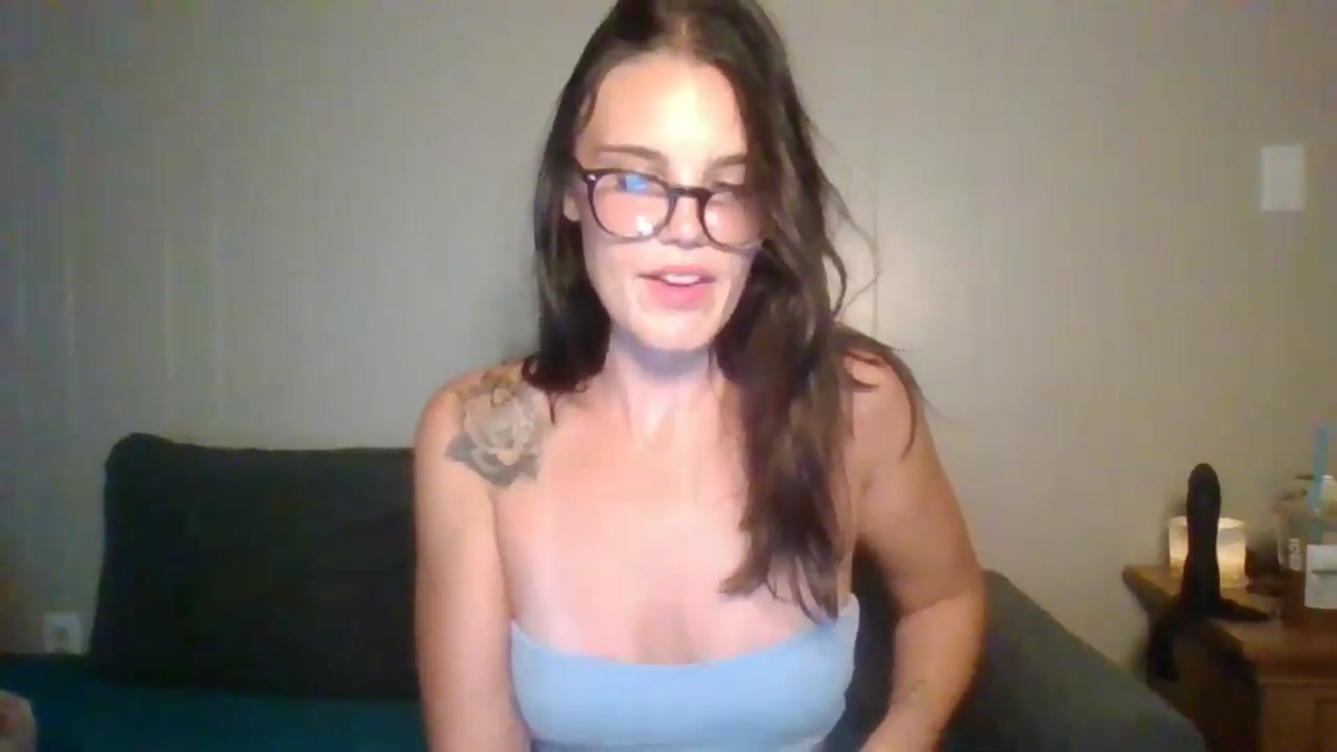 Gallery image thumbnail from Honeymuff0's myfreecams stream on, 08/05/2024, 11:34 image 16 of 20