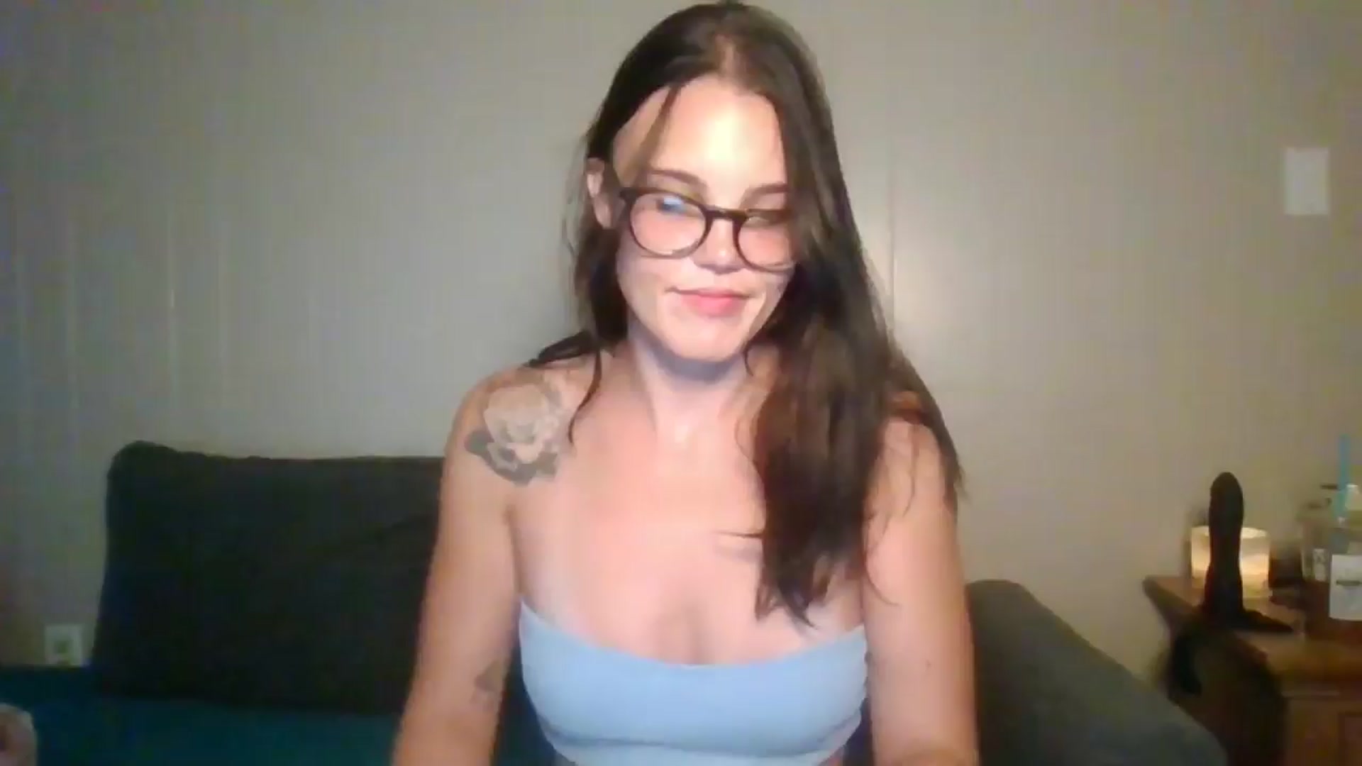 Gallery image thumbnail from Honeymuff0's myfreecams stream on, 08/05/2024, 11:34 image 14 of 20