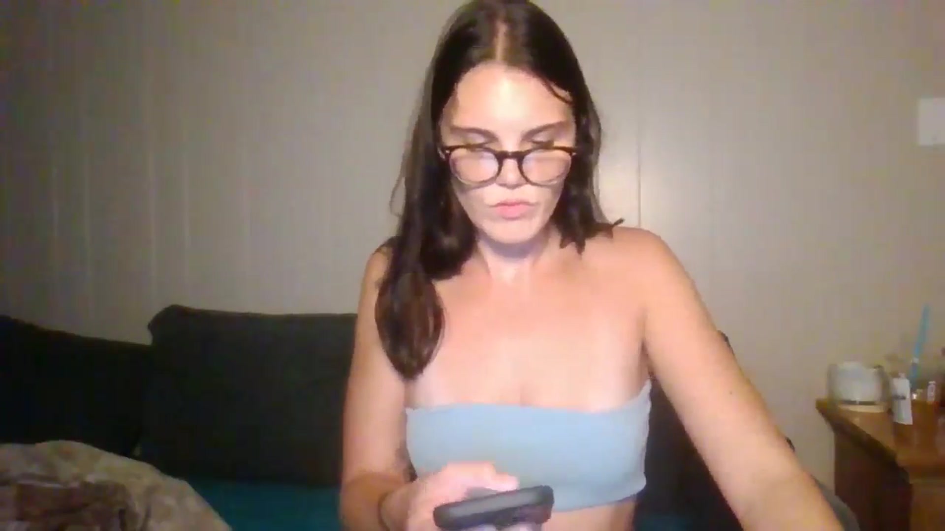 Gallery image thumbnail from Honeymuff0's myfreecams stream on, 08/06/2024, 10:44 image 18 of 20