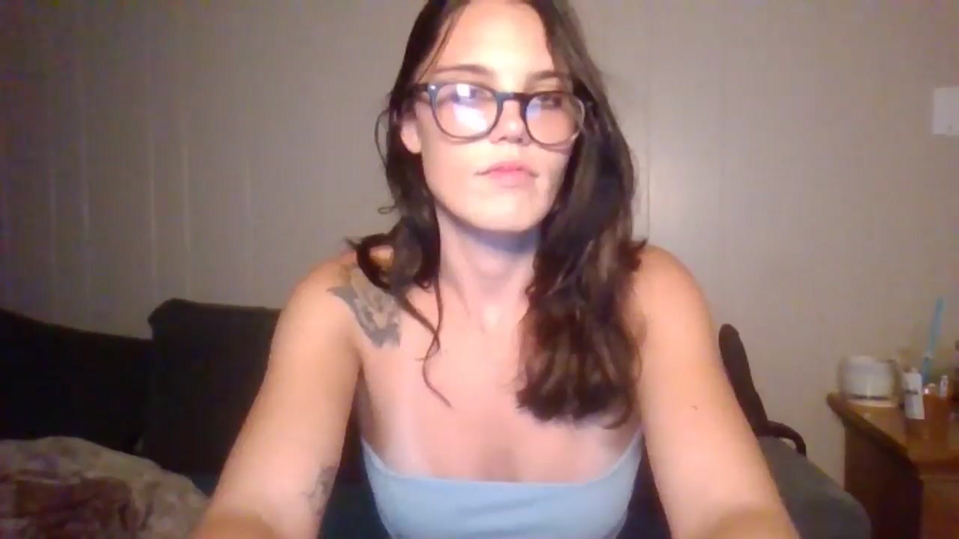 Gallery image thumbnail from Honeymuff0's myfreecams stream on, 08/06/2024, 10:44 image 15 of 20