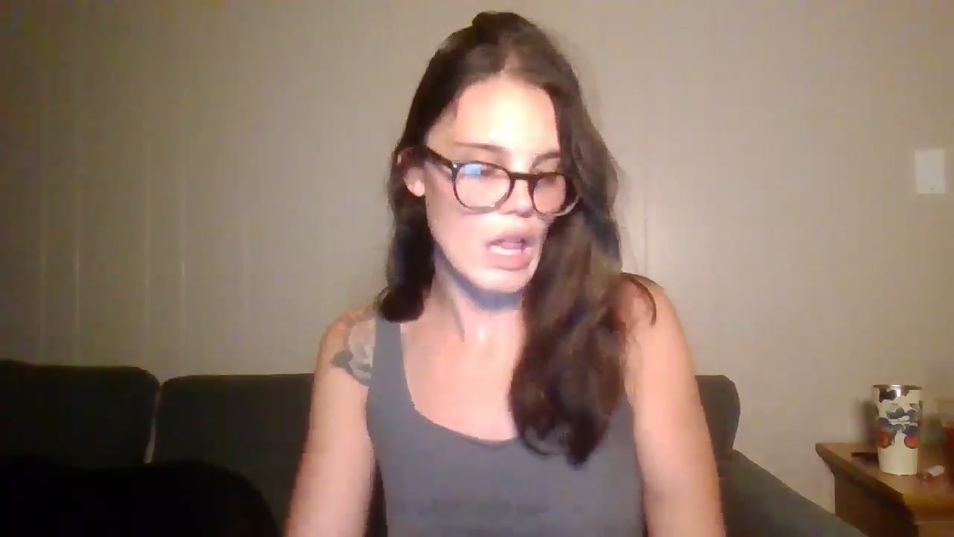 Gallery image thumbnail from Honeymuff0's myfreecams stream on, 08/09/2024, 10:31 image 10 of 20