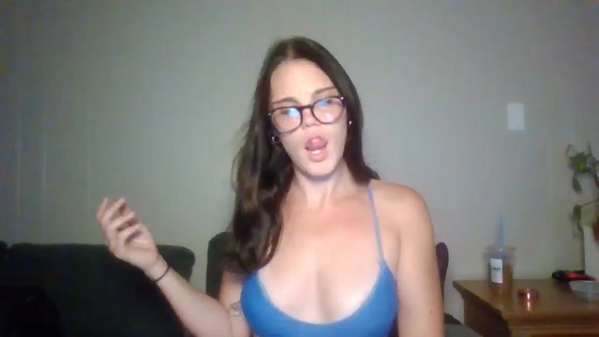 Gallery image thumbnail from Honeymuff0's myfreecams stream on, 08/13/2024, 10:34 image 5 of 20