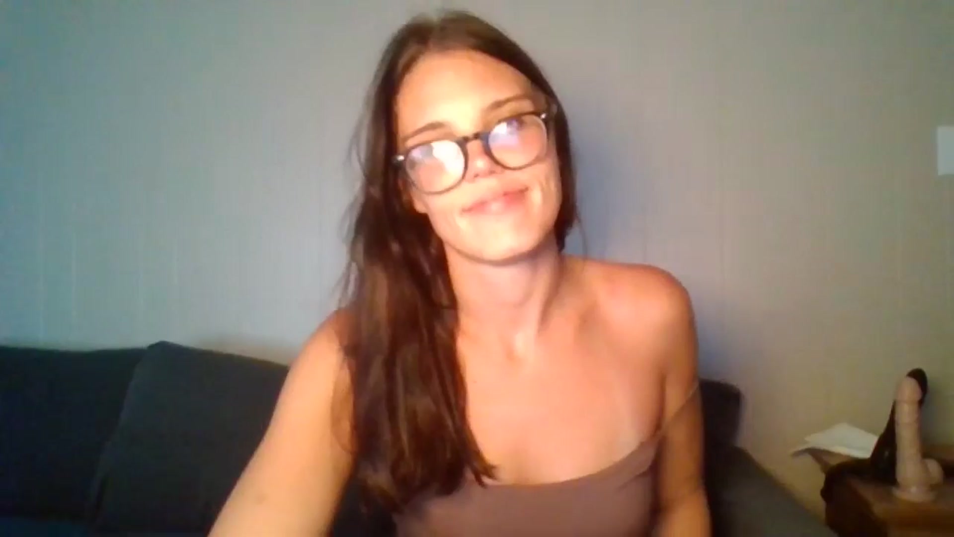Gallery image thumbnail from Honeymuff0's myfreecams stream on, 08/30/2024, 13:25 image 18 of 20