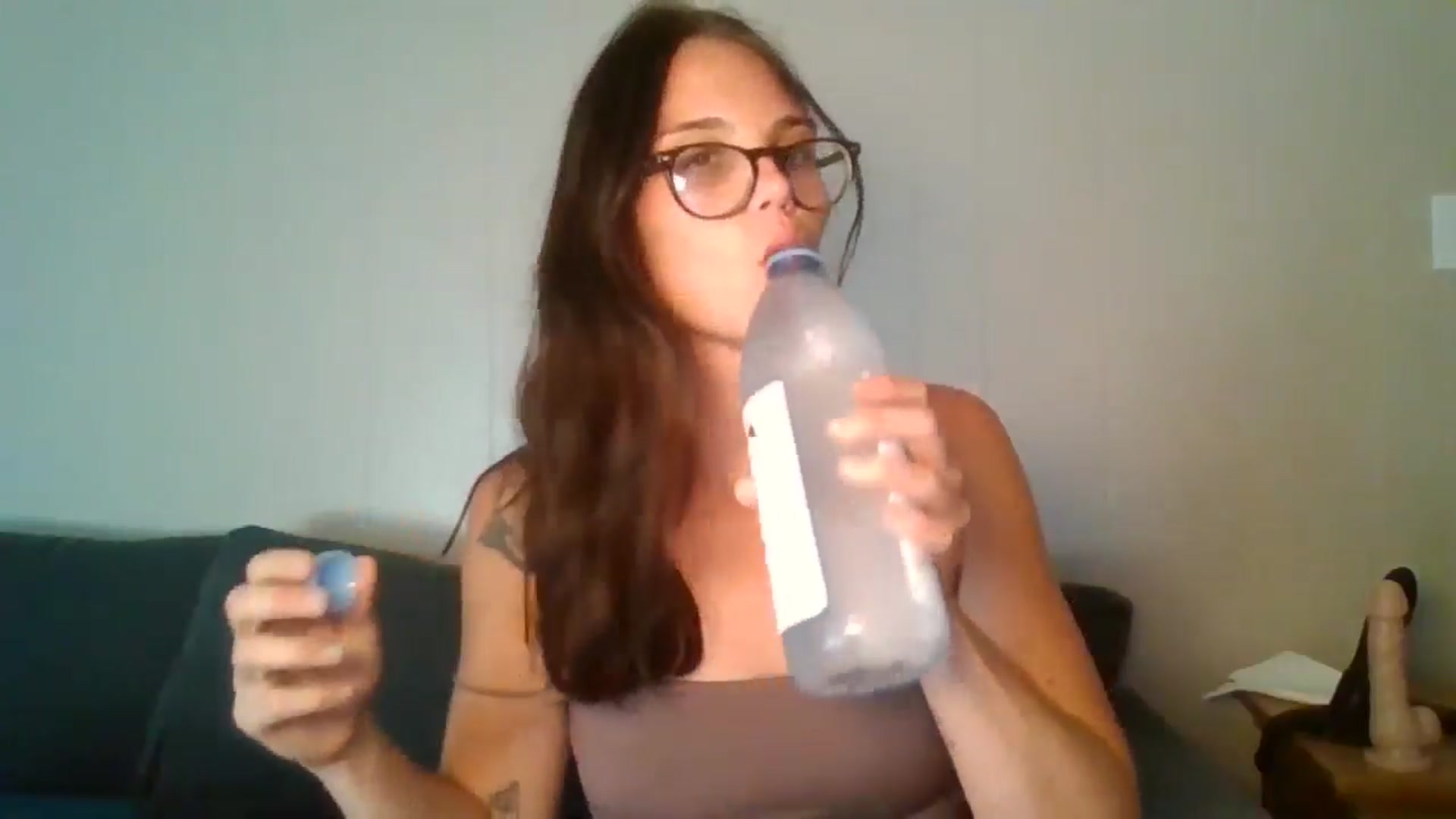 Gallery image thumbnail from Honeymuff0's myfreecams stream on, 08/30/2024, 13:25 image 3 of 20