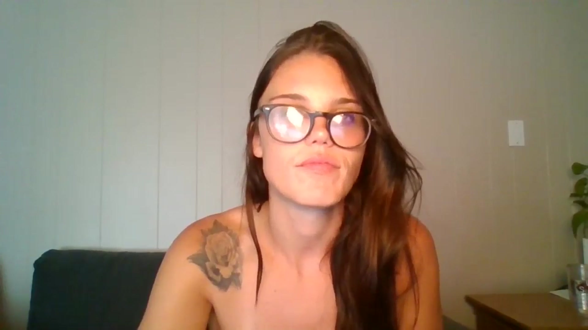 Gallery image thumbnail from Honeymuff0's myfreecams stream on, 09/06/2024, 14:38 image 19 of 20