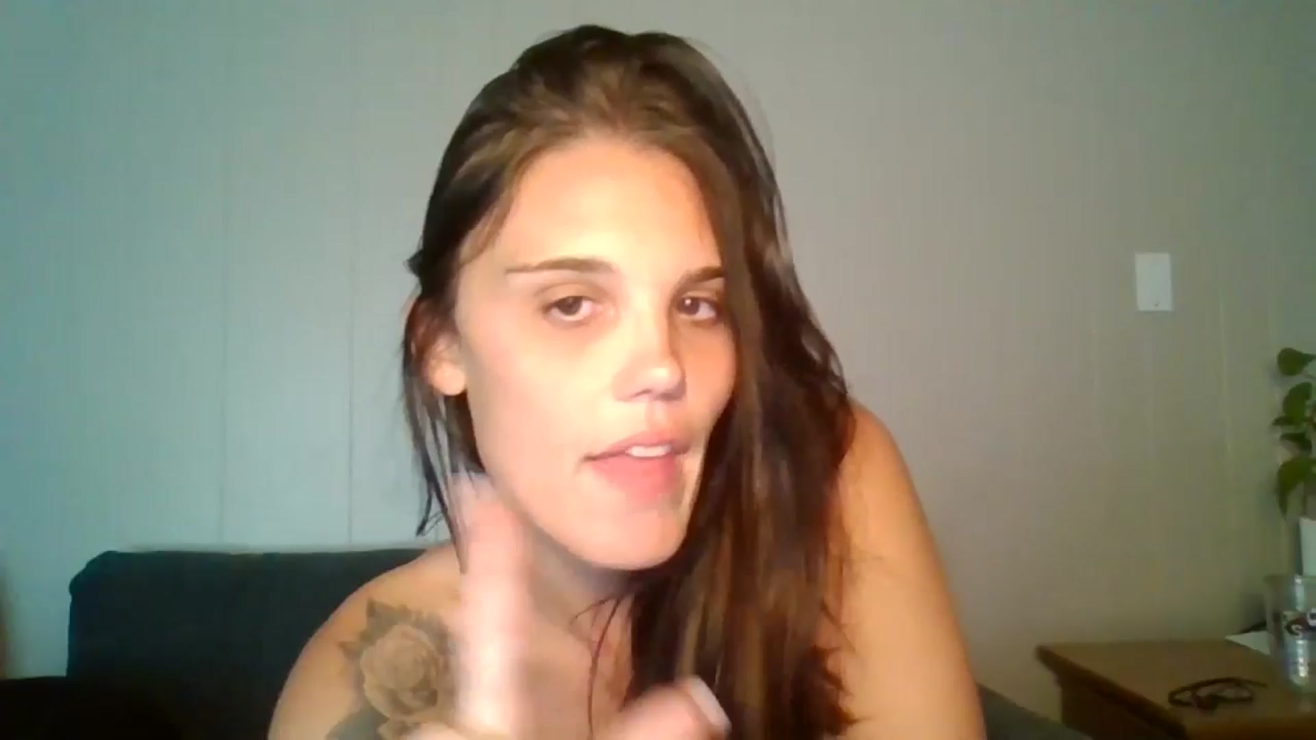 Gallery image thumbnail from Honeymuff0's myfreecams stream on, 09/06/2024, 14:38 image 4 of 20