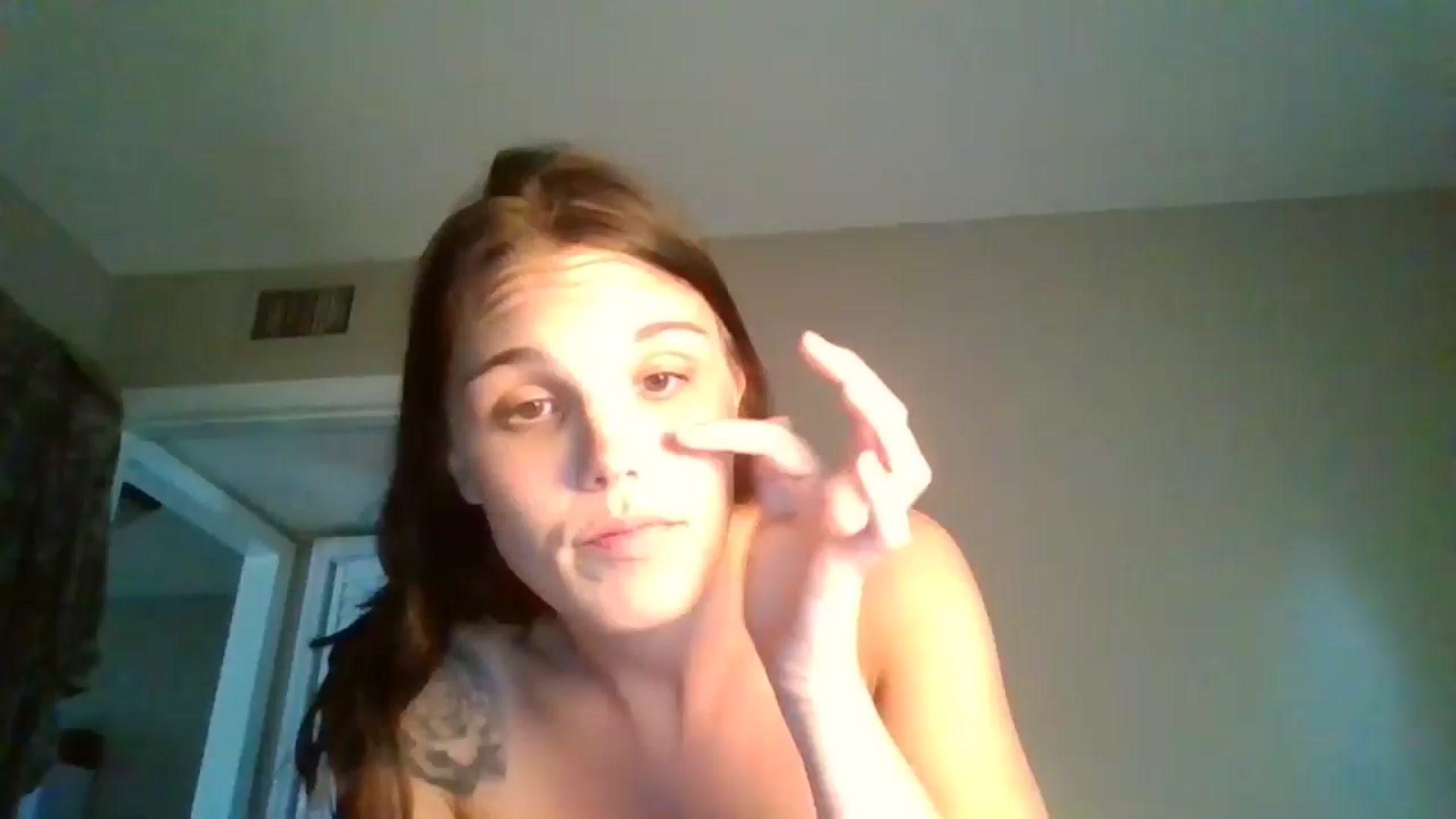 Gallery image thumbnail from Honeymuff0's myfreecams stream on, 09/19/2024, 16:39 image 19 of 20