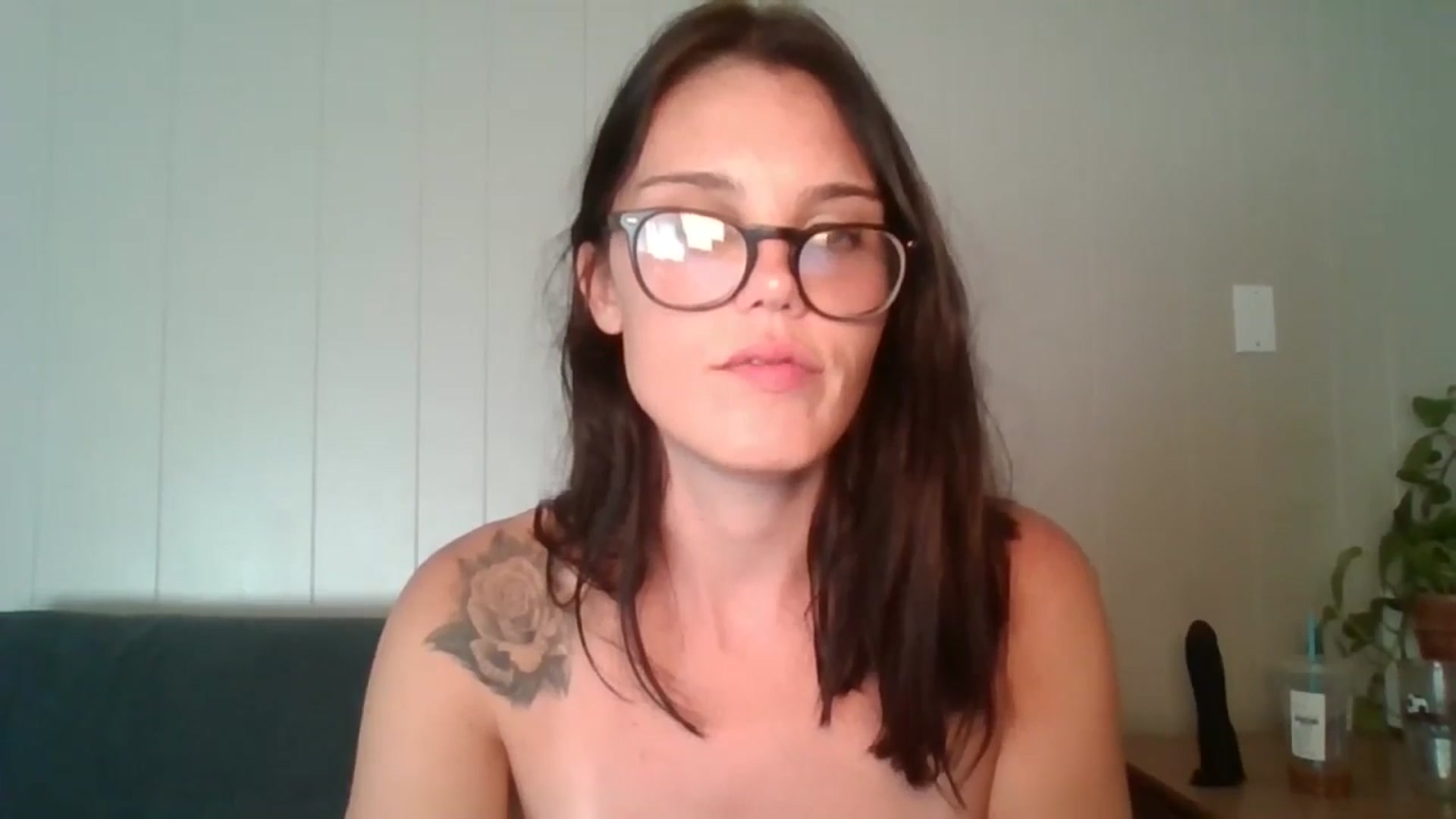 Gallery image thumbnail from Honeymuff0's myfreecams stream on, 09/22/2024, 13:54 image 11 of 20