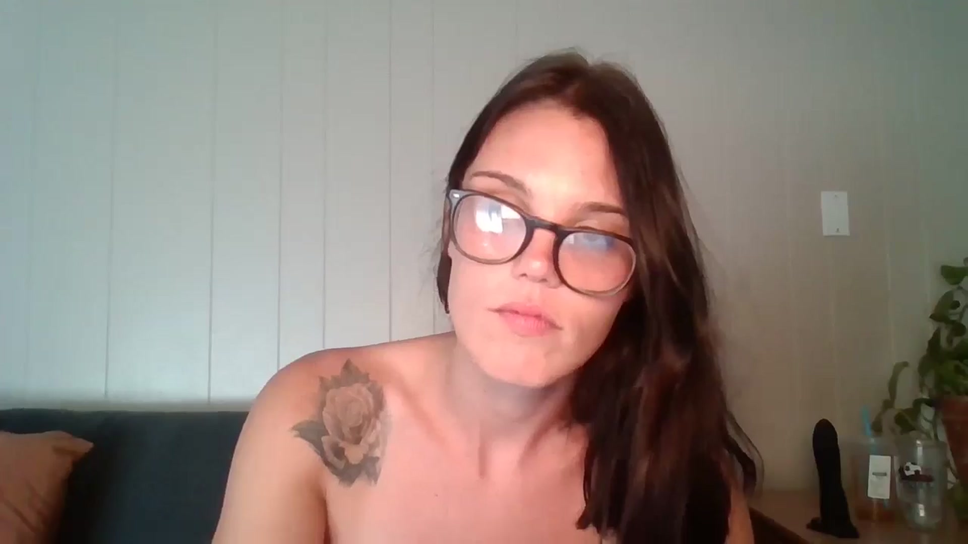 Gallery image thumbnail from Honeymuff0's myfreecams stream on, 09/22/2024, 14:09 image 10 of 20