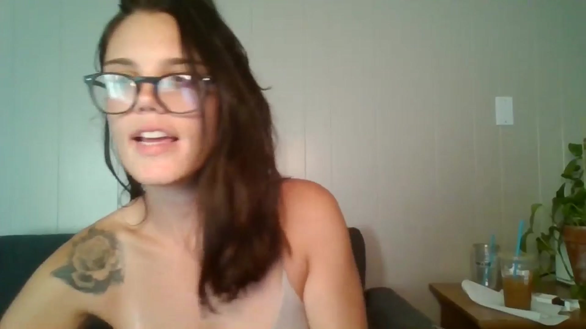 Gallery image thumbnail from Honeymuff0's myfreecams stream on, 09/24/2024, 12:37 image 10 of 20
