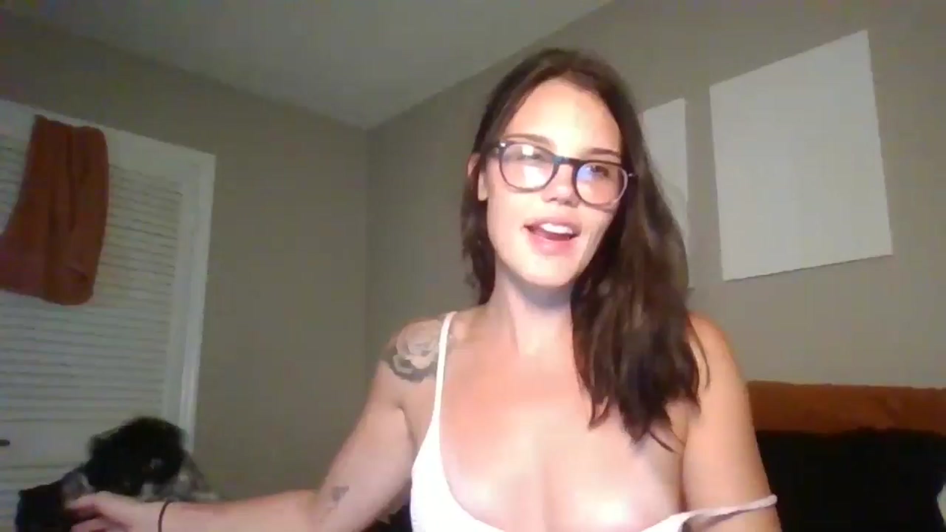 Gallery image thumbnail from Honeymuff0's myfreecams stream on, 09/25/2024, 12:28 image 2 of 20