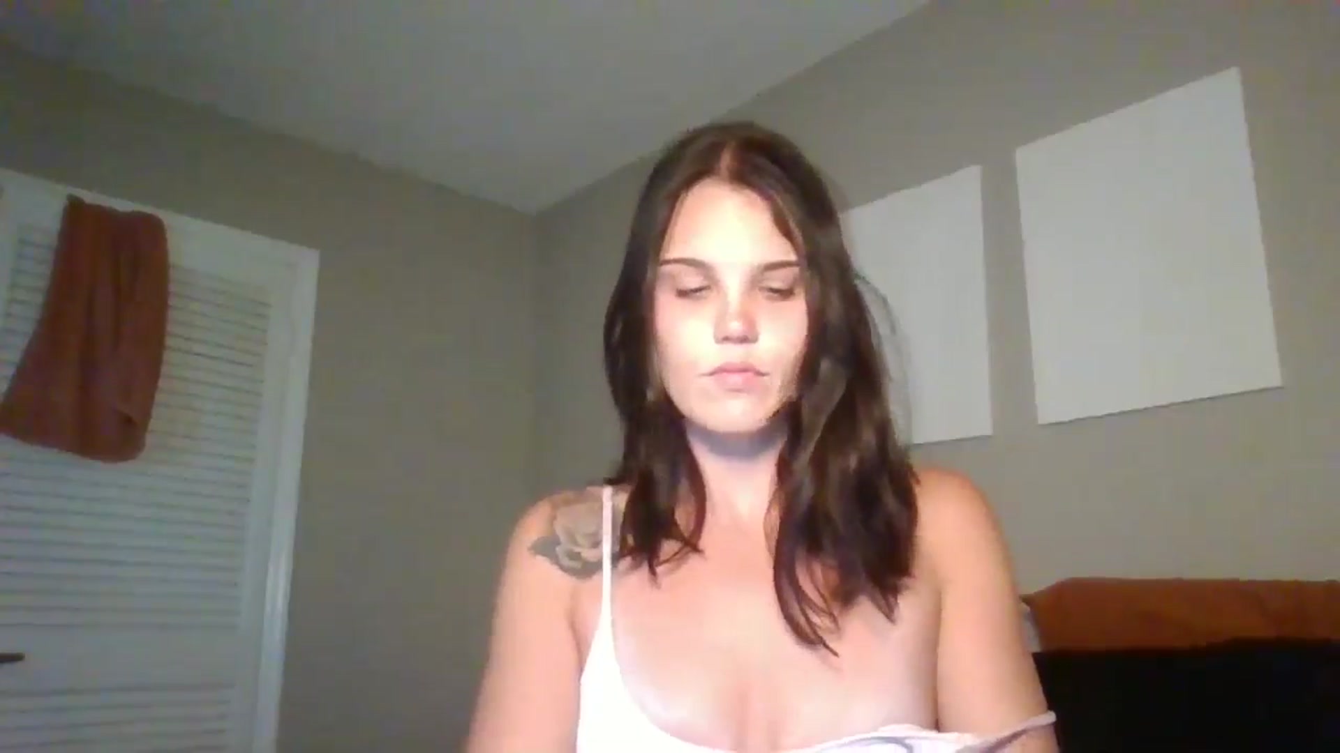 Gallery image thumbnail from Honeymuff0's myfreecams stream on, 09/25/2024, 12:28 image 8 of 20