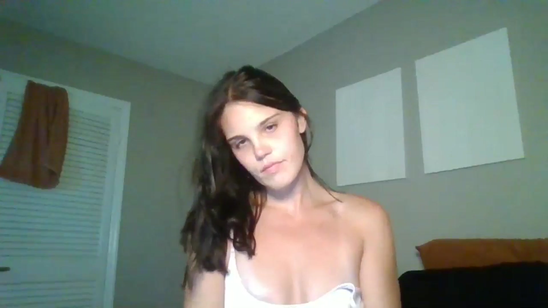 Gallery image thumbnail from Honeymuff0's myfreecams stream on, 09/25/2024, 12:28 image 12 of 20