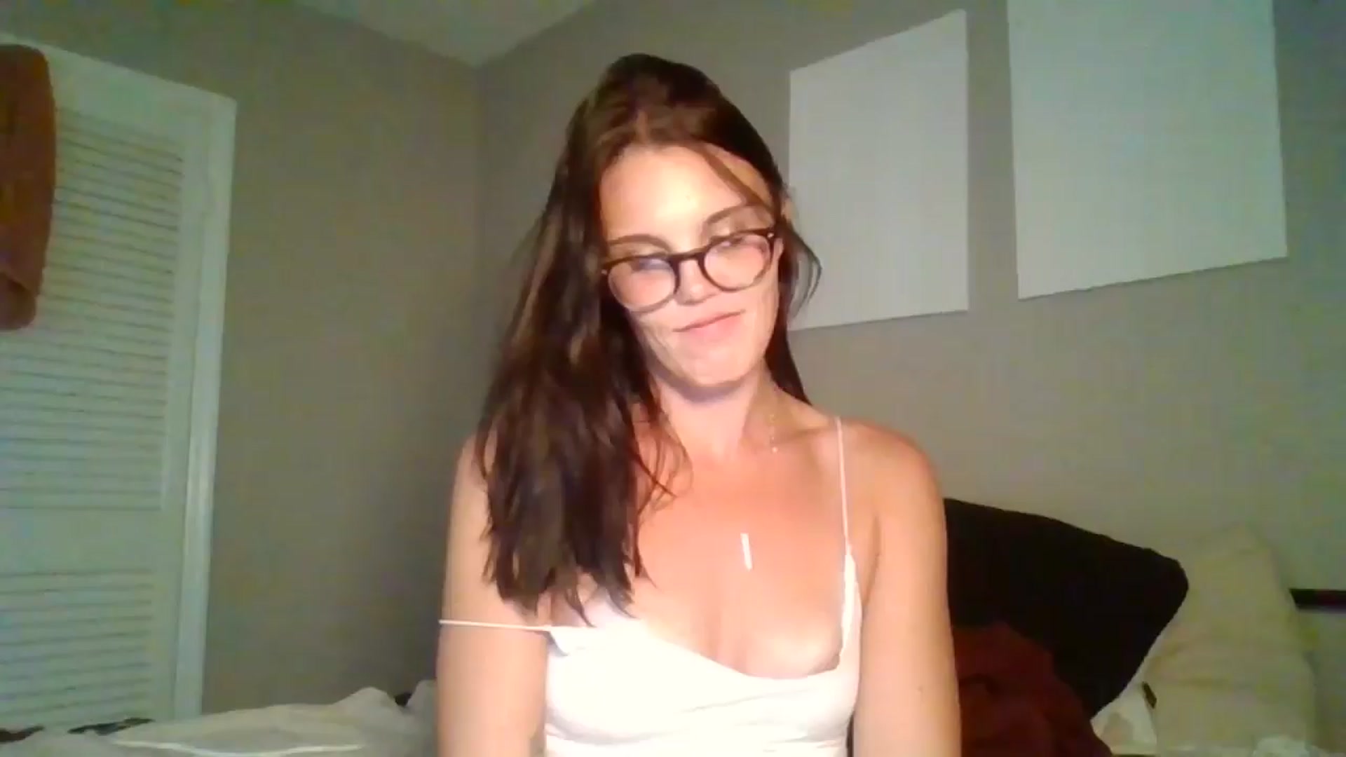Gallery image thumbnail from Honeymuff0's myfreecams stream on, 09/26/2024, 17:50 image 1 of 20