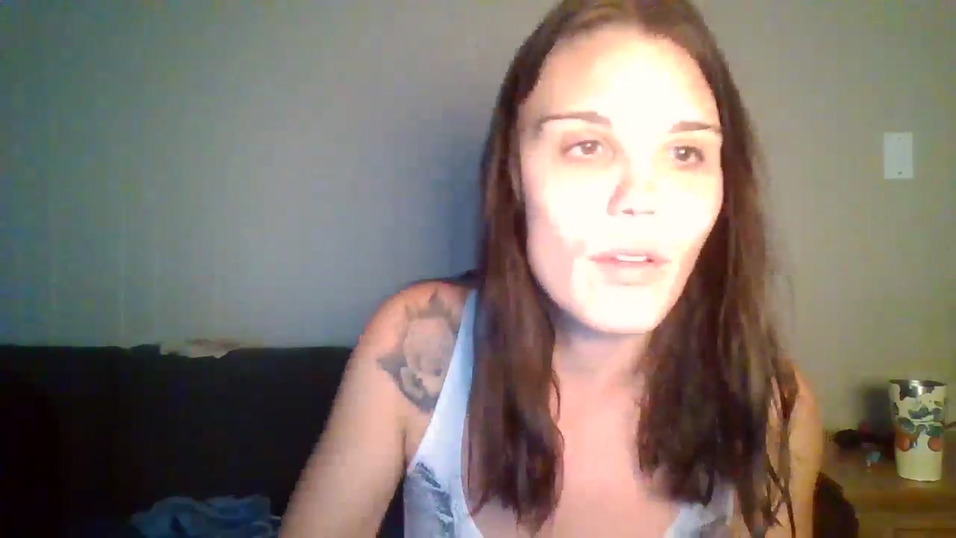Gallery image thumbnail from Honeymuff0's myfreecams stream on, 10/02/2024, 11:40 image 3 of 20