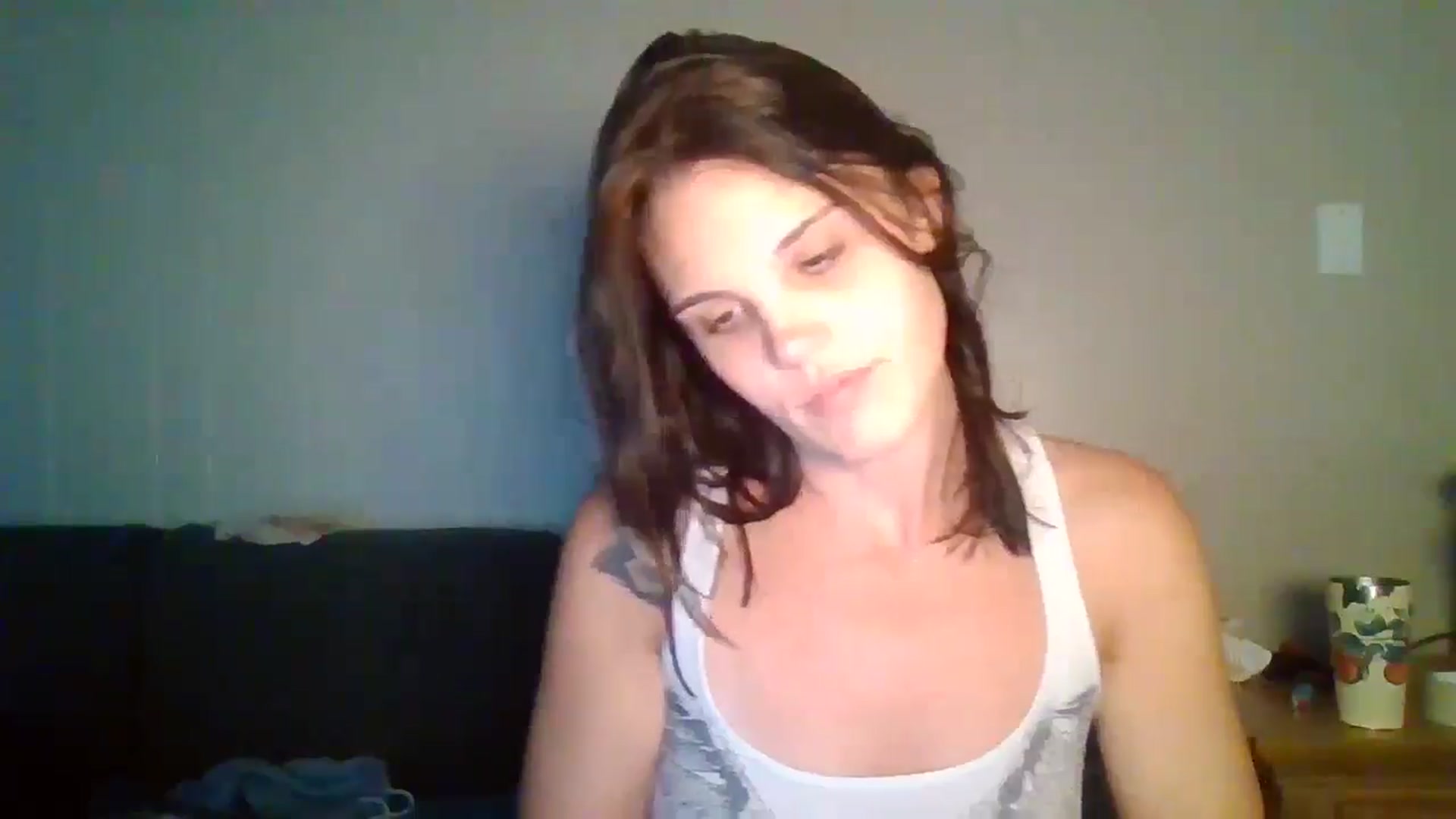 Gallery image thumbnail from Honeymuff0's myfreecams stream on, 10/02/2024, 11:40 image 12 of 20