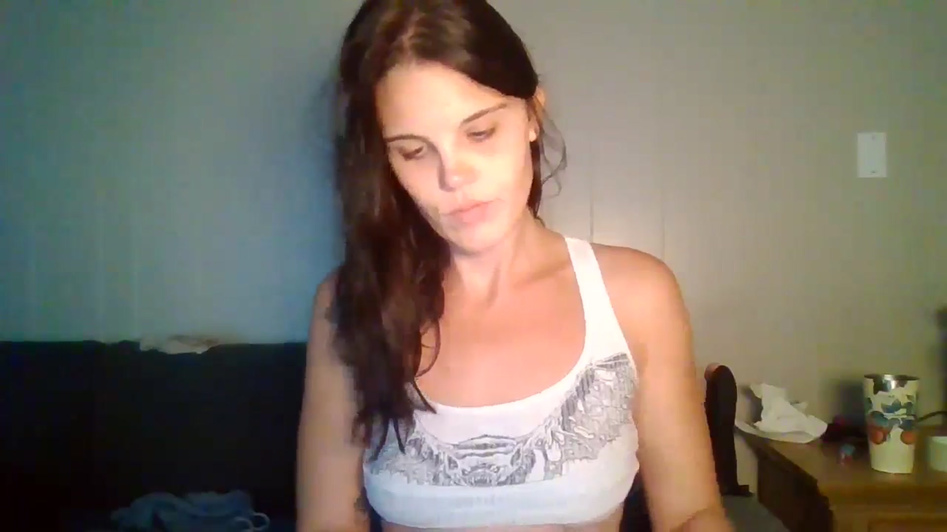 Gallery image thumbnail from Honeymuff0's myfreecams stream on, 10/02/2024, 11:40 image 19 of 20