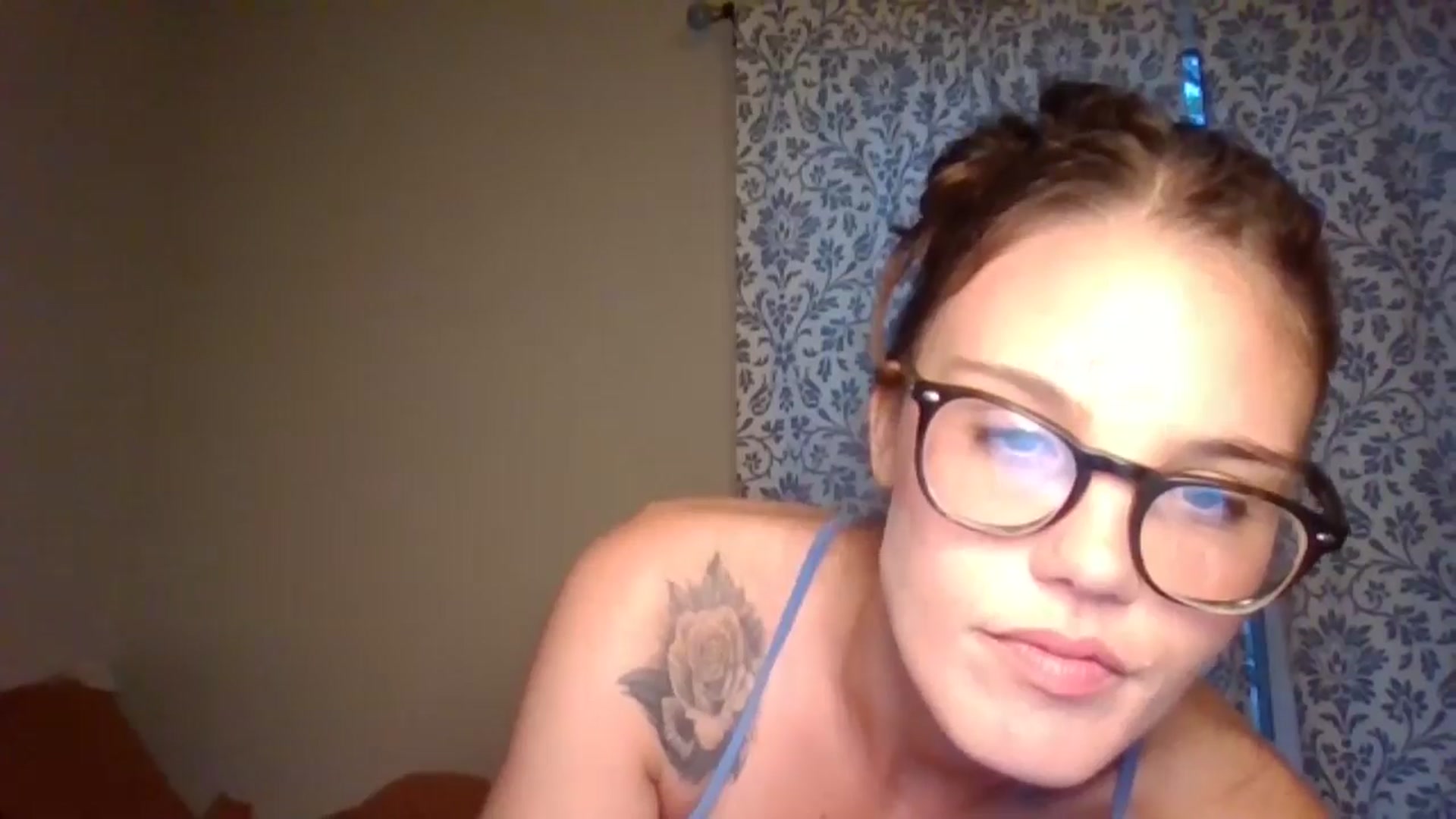 Gallery image thumbnail from Honeymuff0's myfreecams stream on, 10/29/2024, 12:43 image 5 of 20