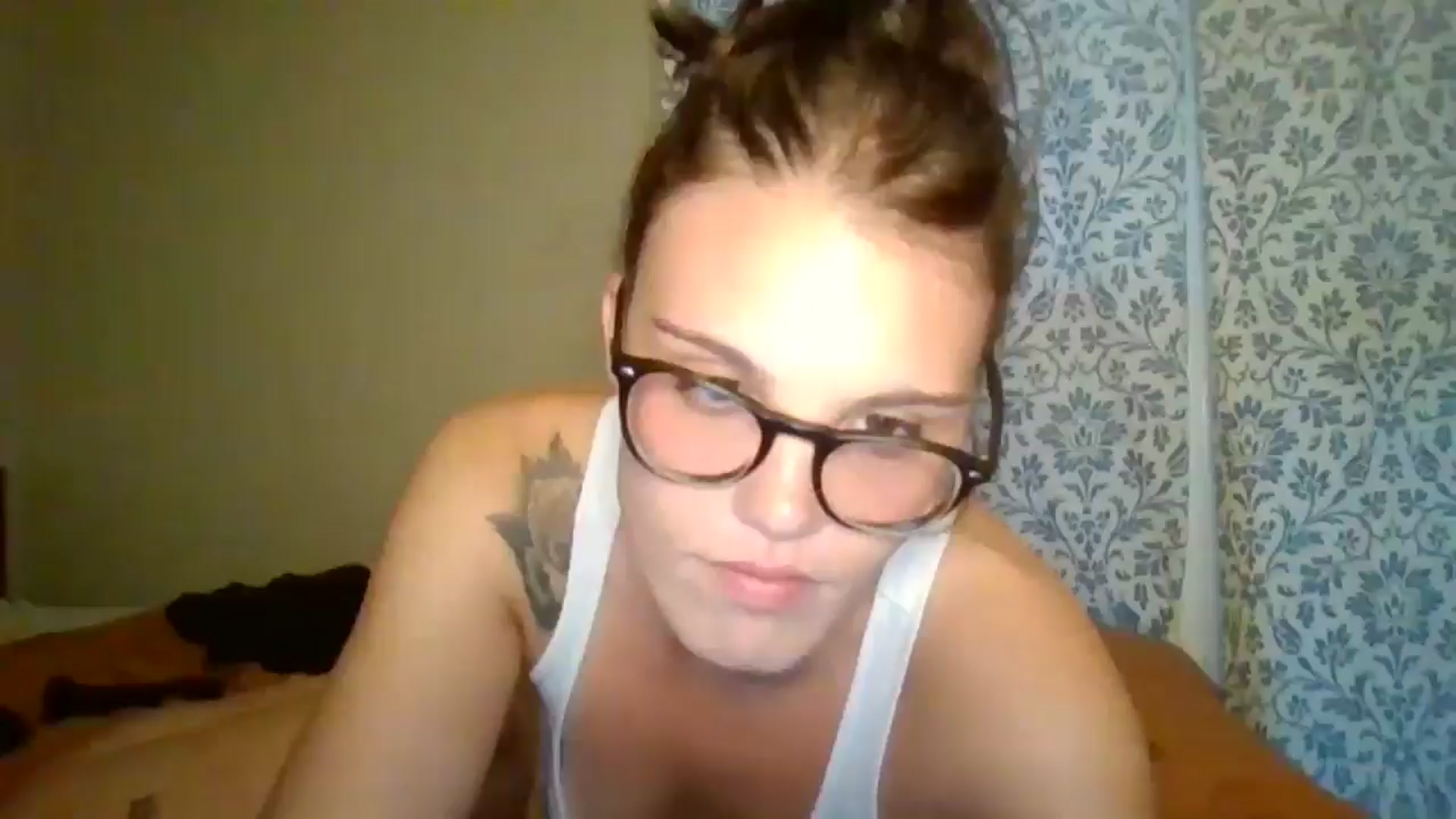 Gallery image thumbnail from Honeymuff0's myfreecams stream on, 11/05/2024, 12:25 image 1 of 20