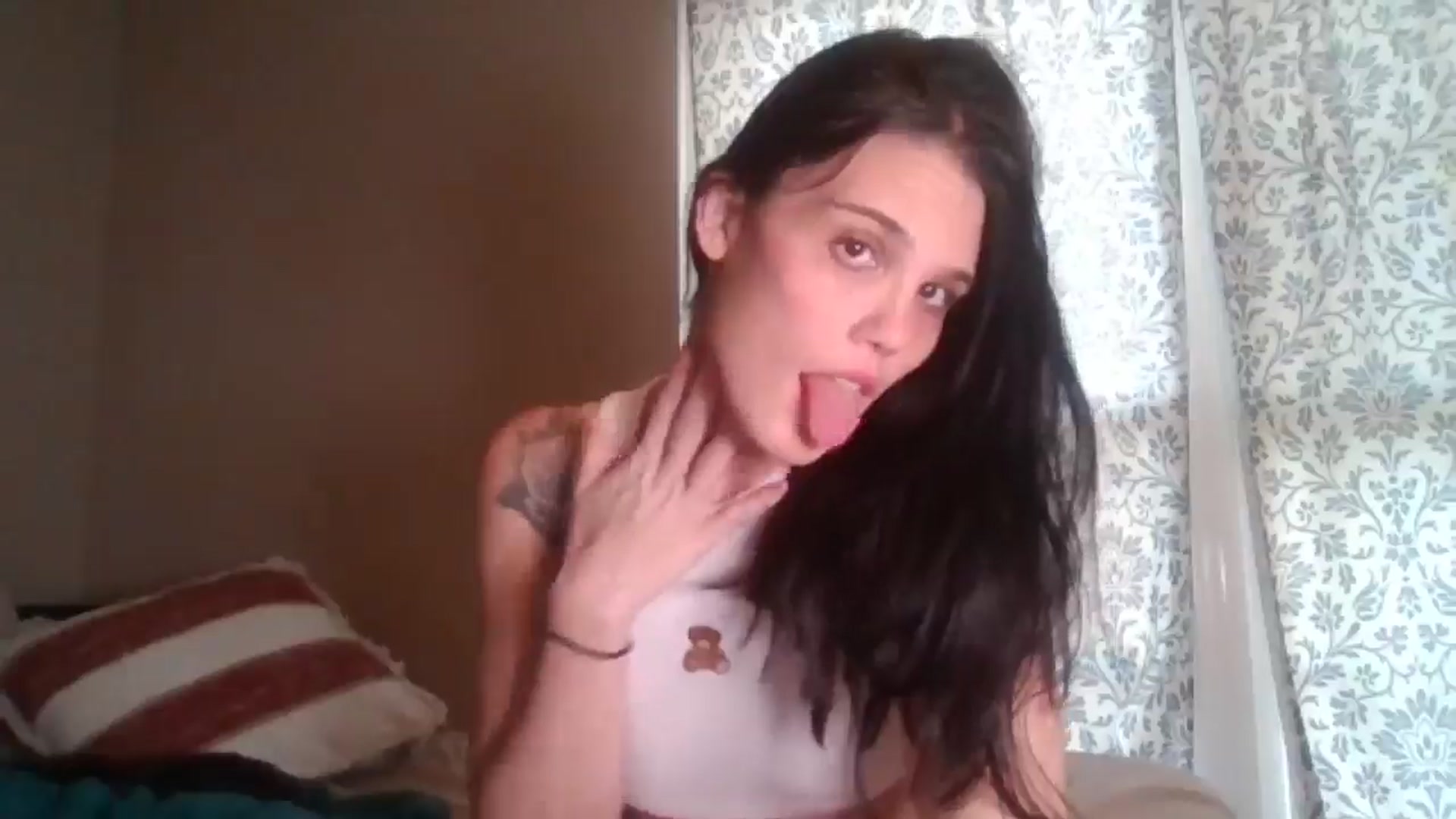 Gallery image thumbnail from Honeymuff0's myfreecams stream on, 01/01/2025, 13:38 image 8 of 20