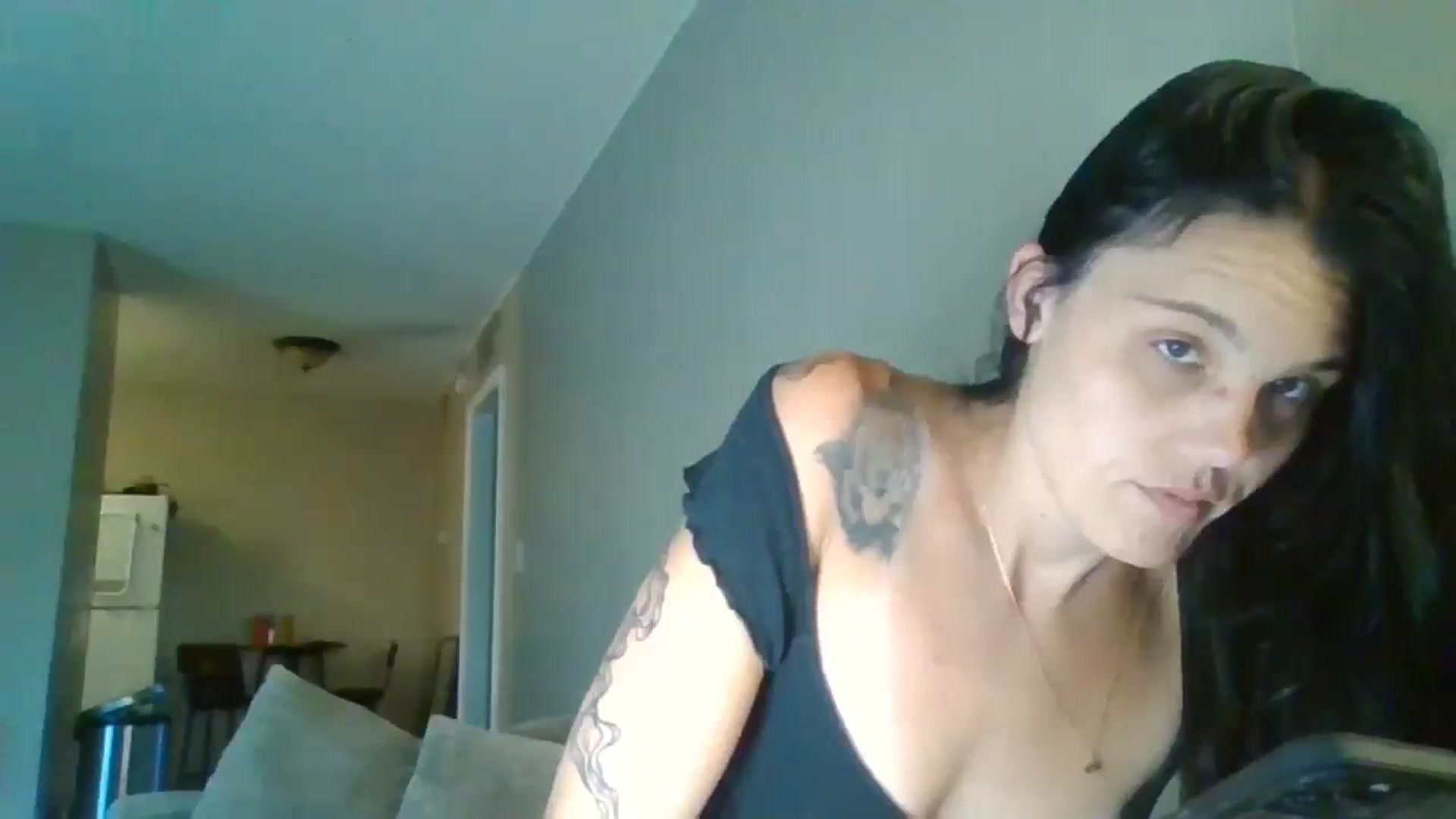 Gallery image thumbnail from Honeymuff0's myfreecams stream on, 07/22/2025, 12:34 image 2 of 20